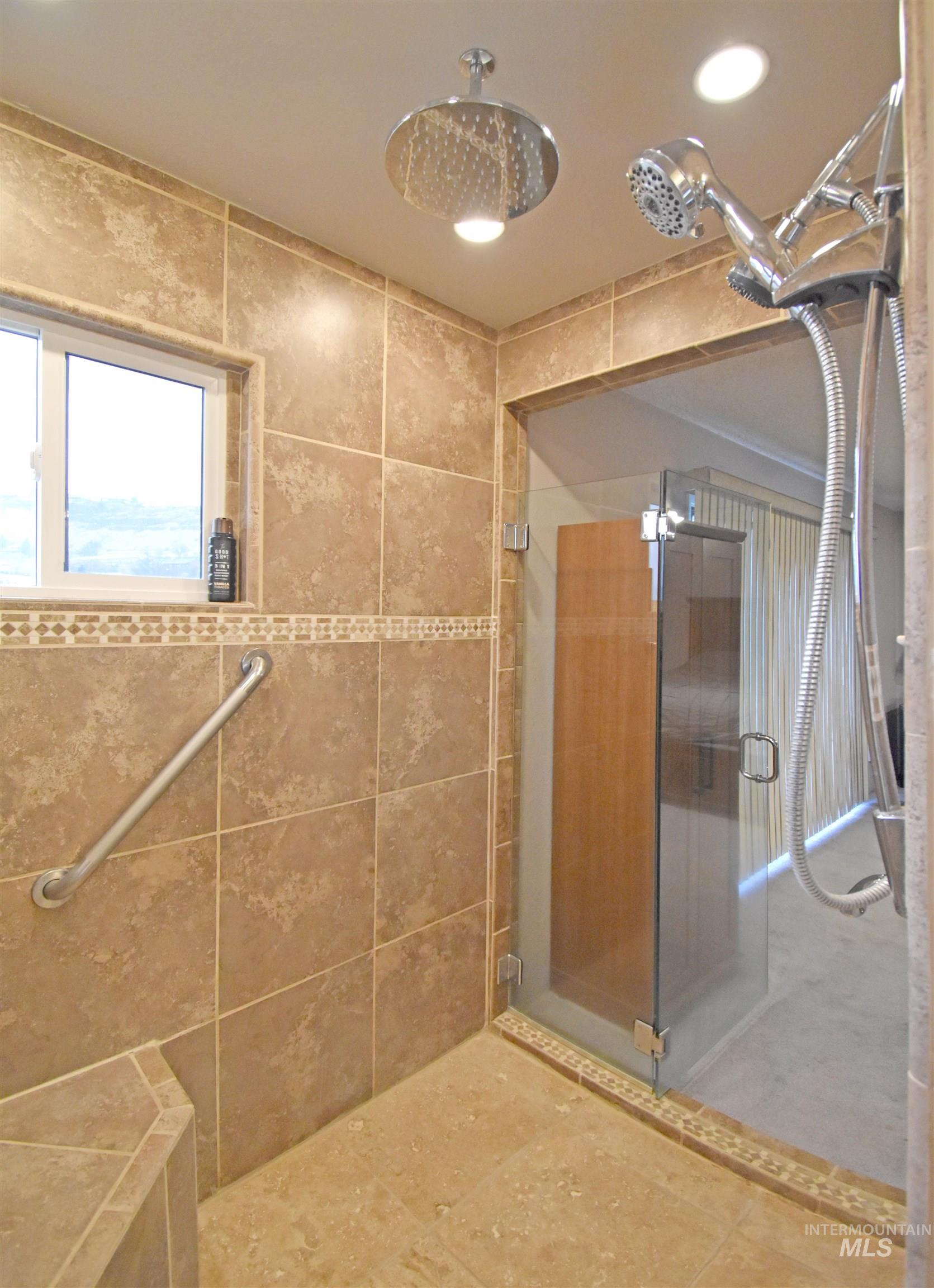 1045 Post Lane Property Photo 24