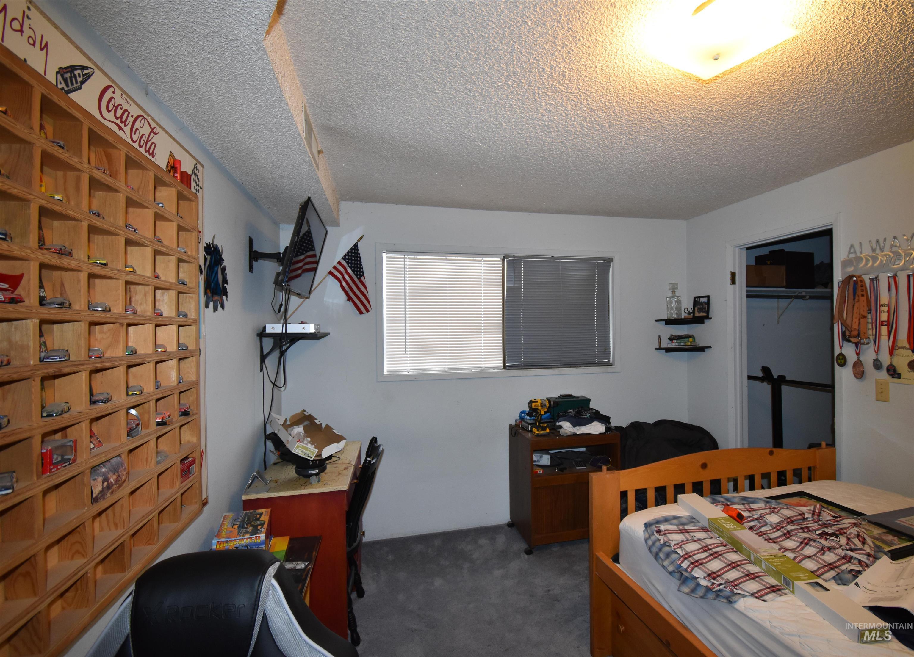 1045 Post Lane Property Photo 33