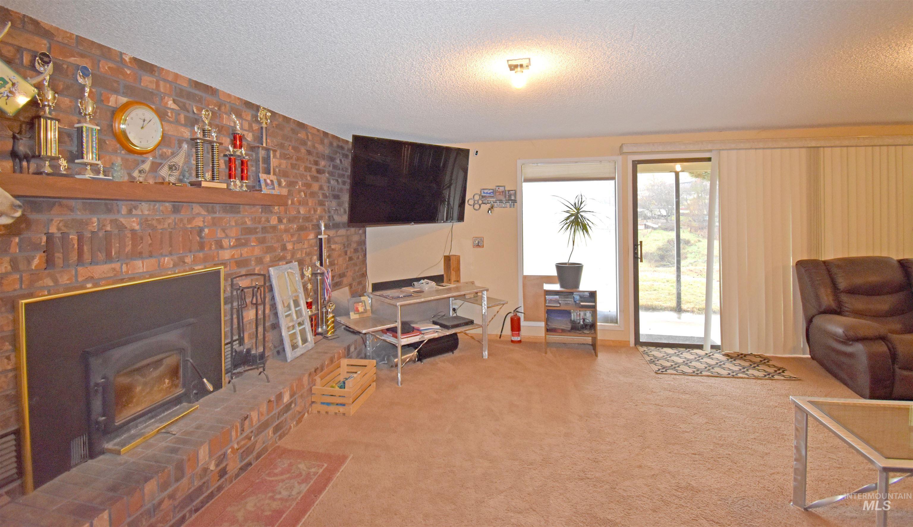 1045 Post Lane Property Photo 38