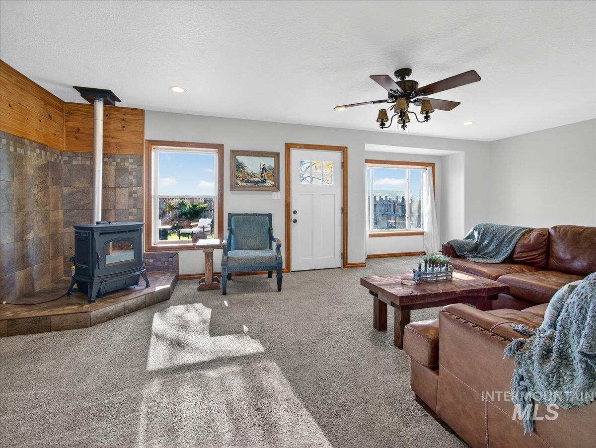 2588 W Sales Yard Road Property Photo 12
