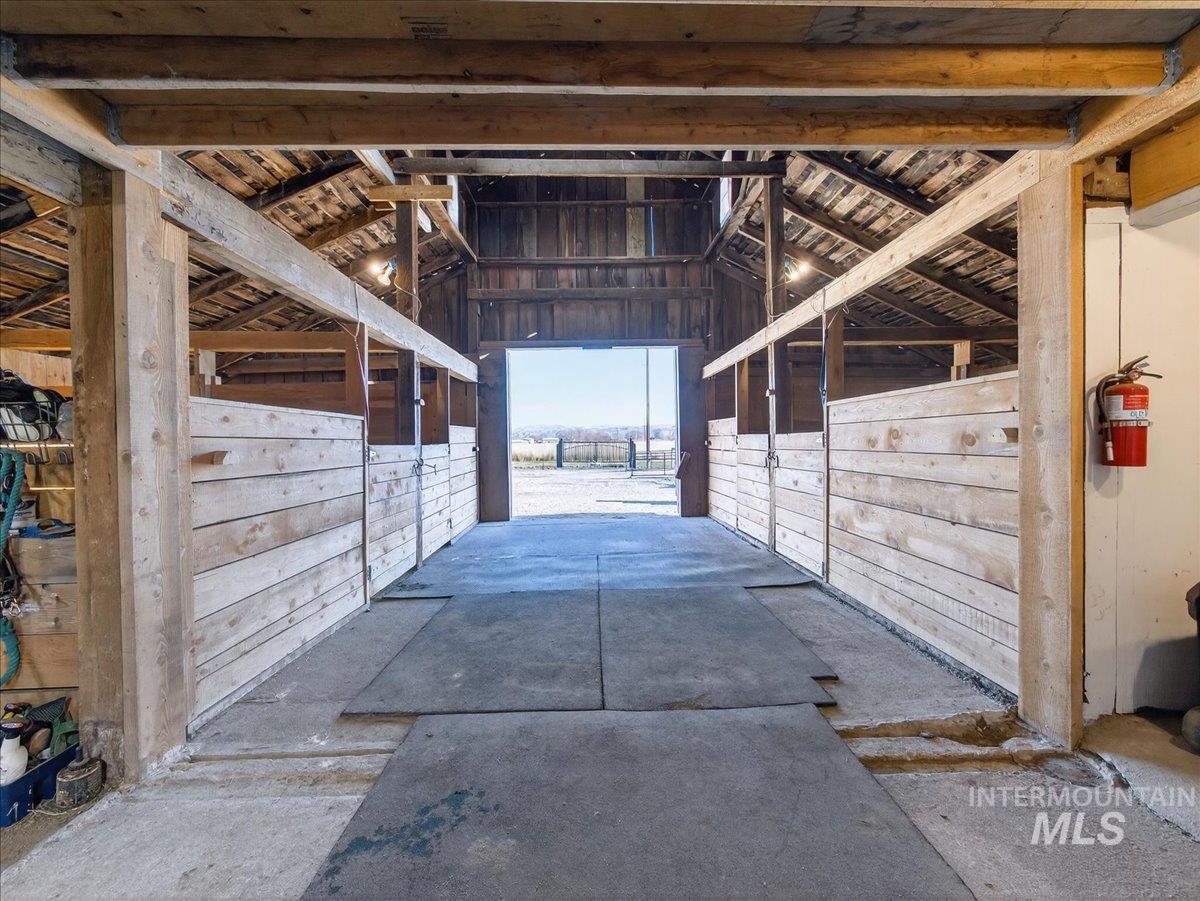 2588 W Sales Yard Road Property Photo 41