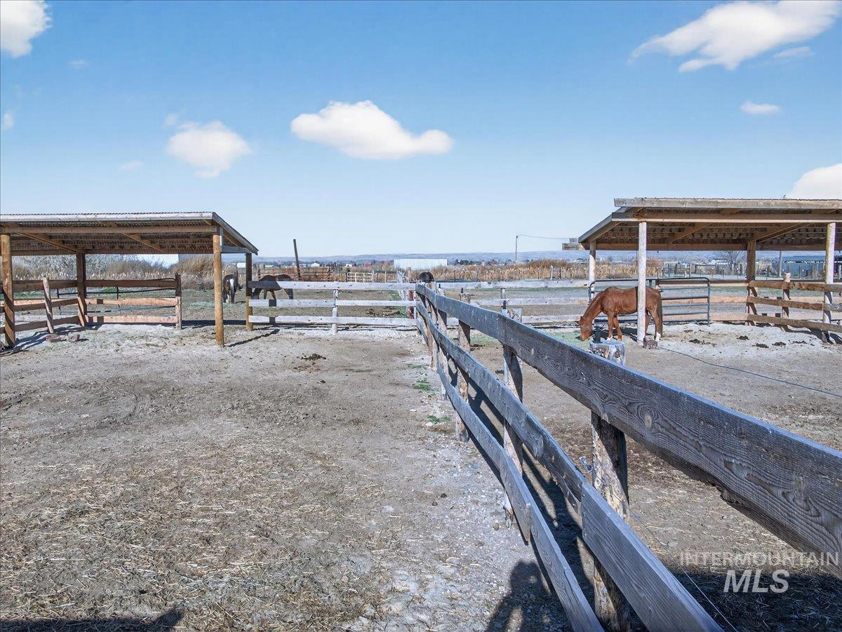 2588 W Sales Yard Road Property Photo 42