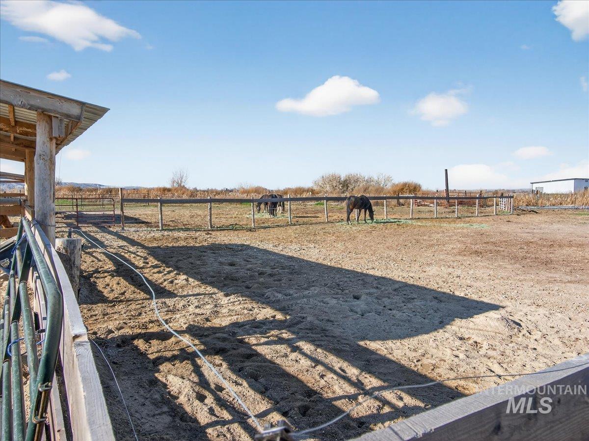 2588 W Sales Yard Road Property Photo 45