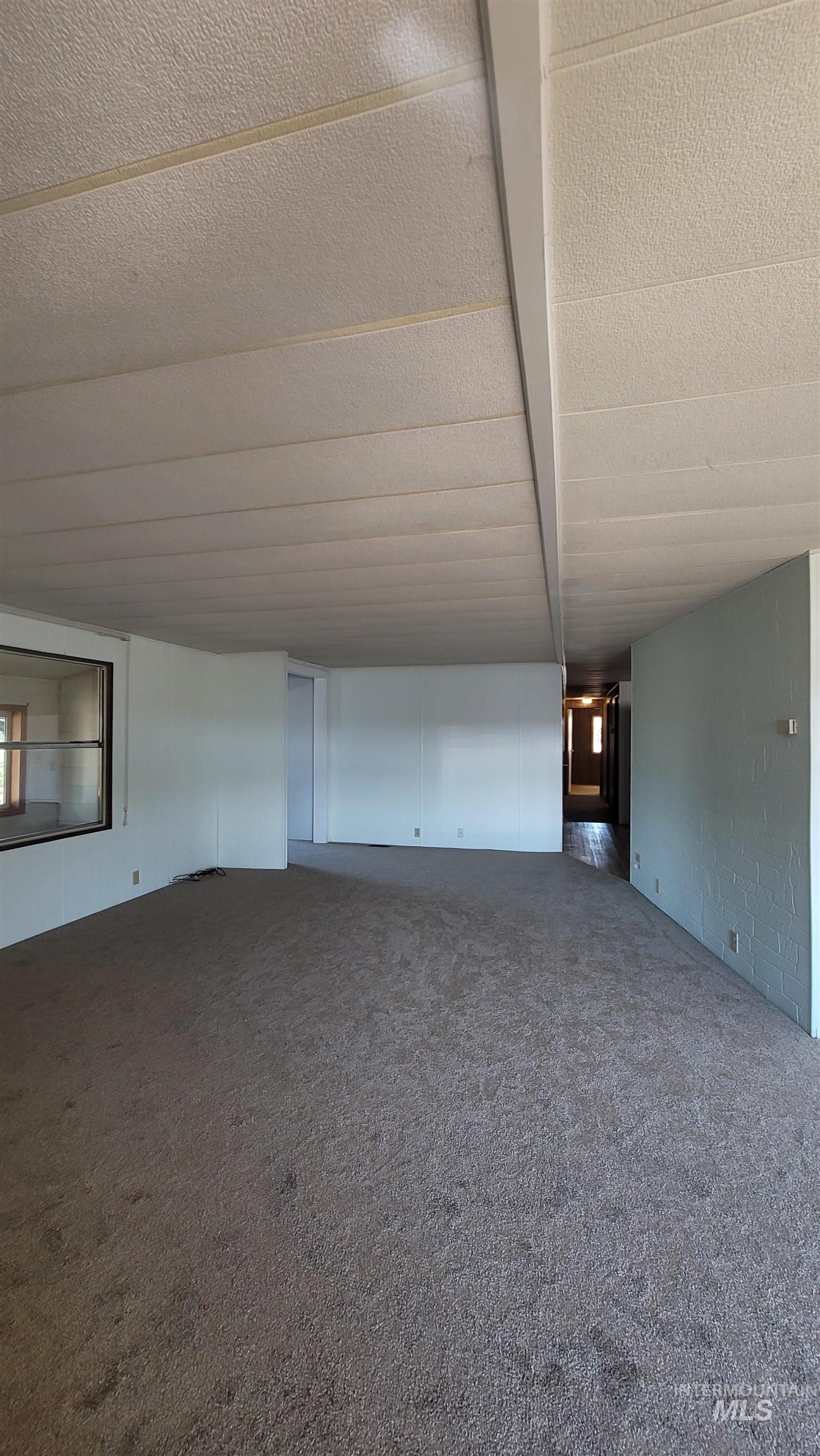 2122 Hwy 95 Property Photo 8