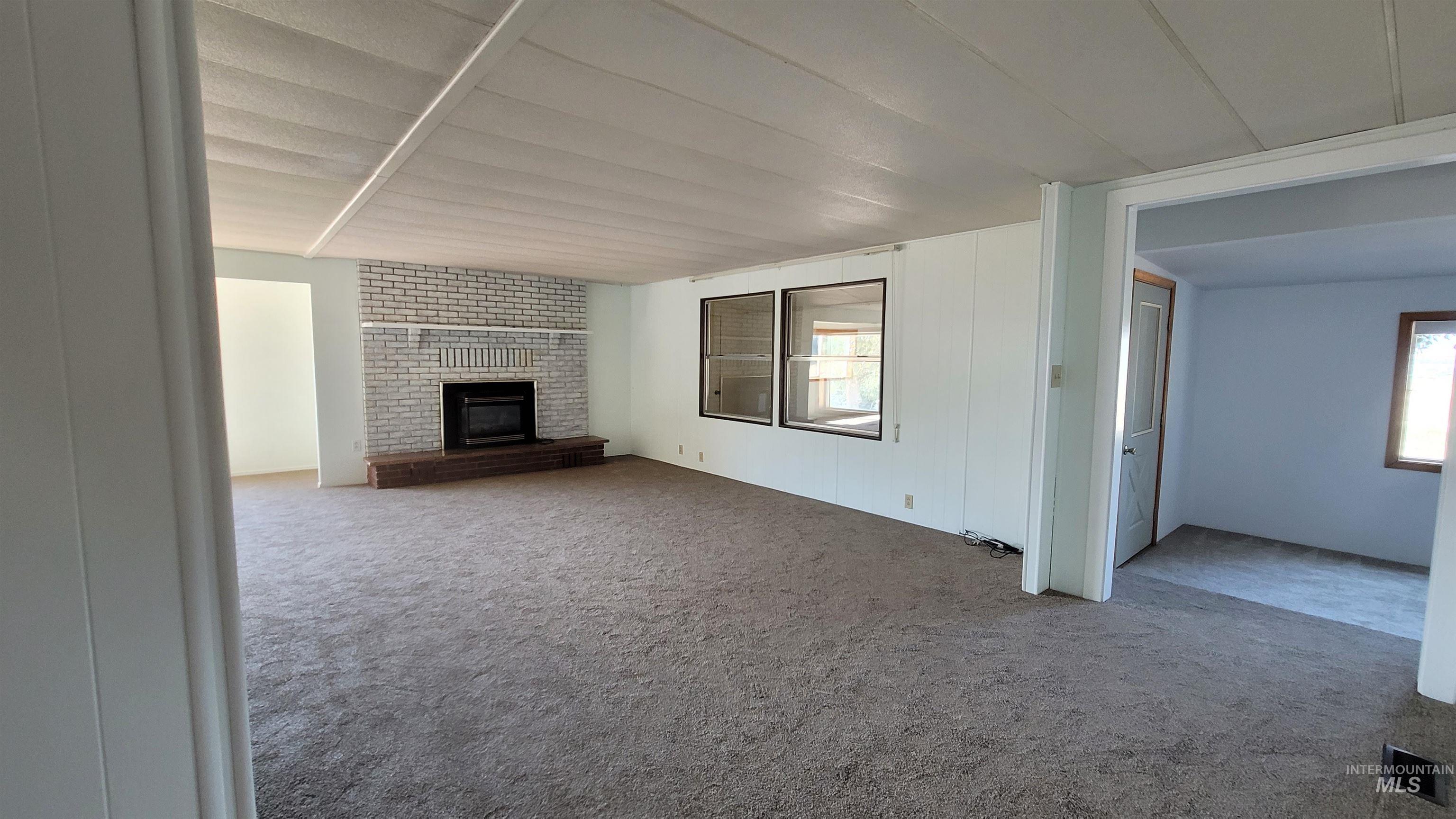 2122 Hwy 95 Property Photo 11