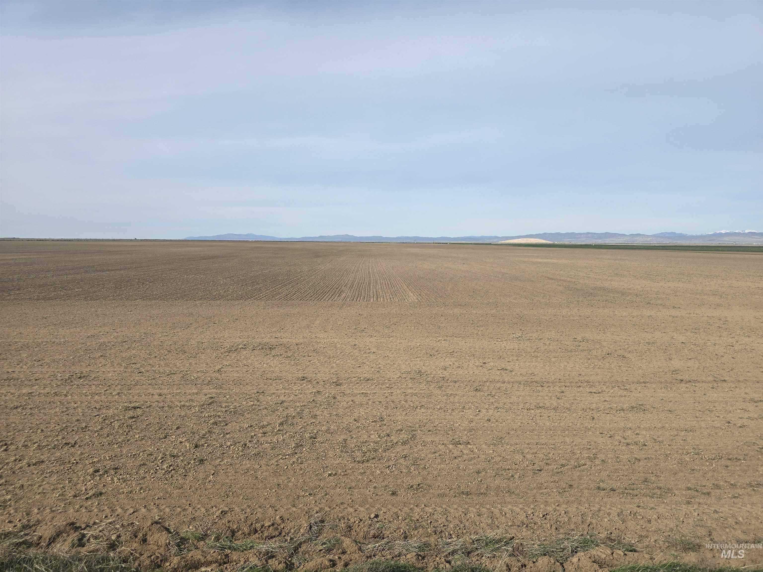 Tbd S Cinder Butte Rd Property Photo 2