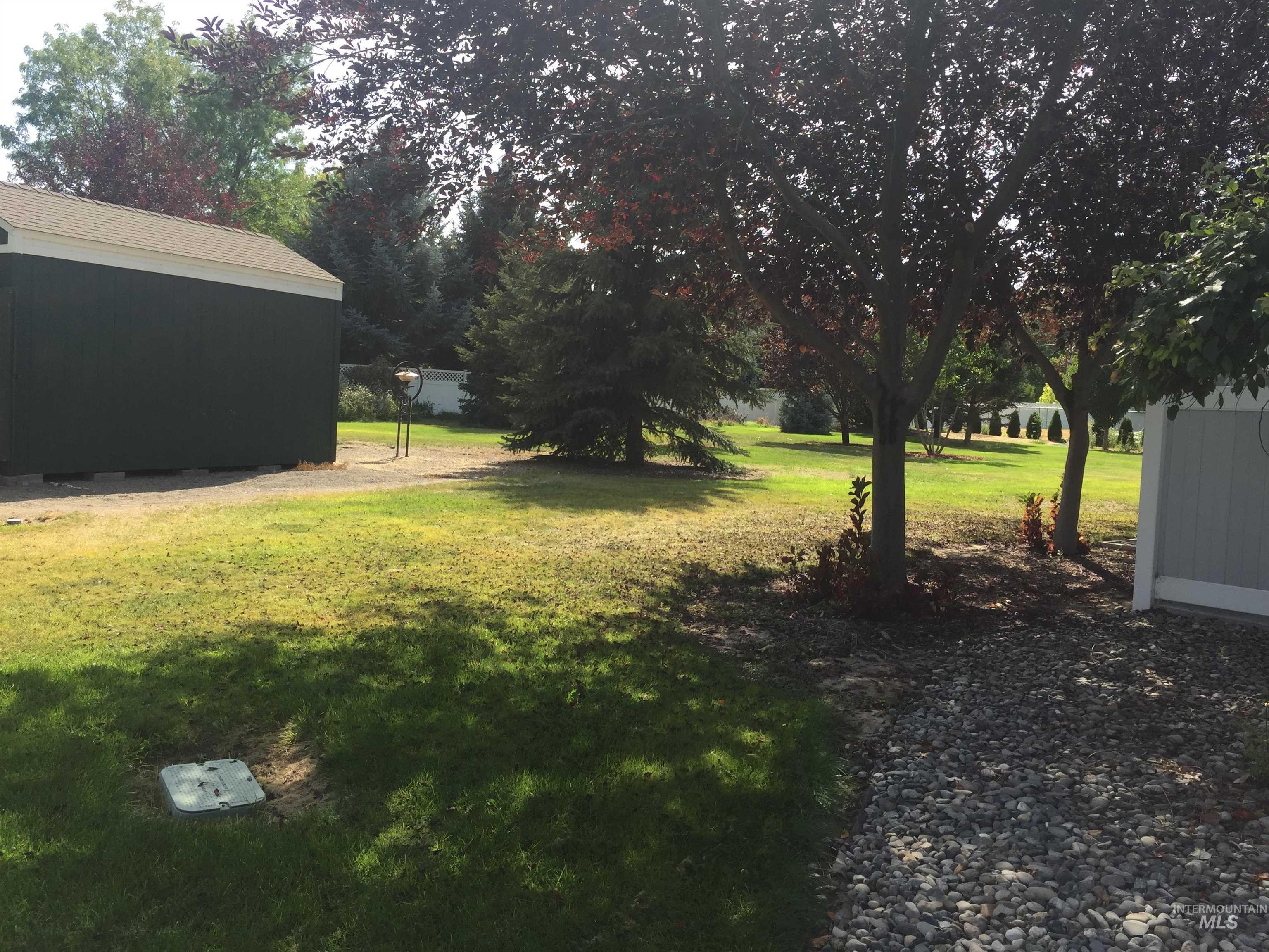 2450 Julie Lane Property Photo 13