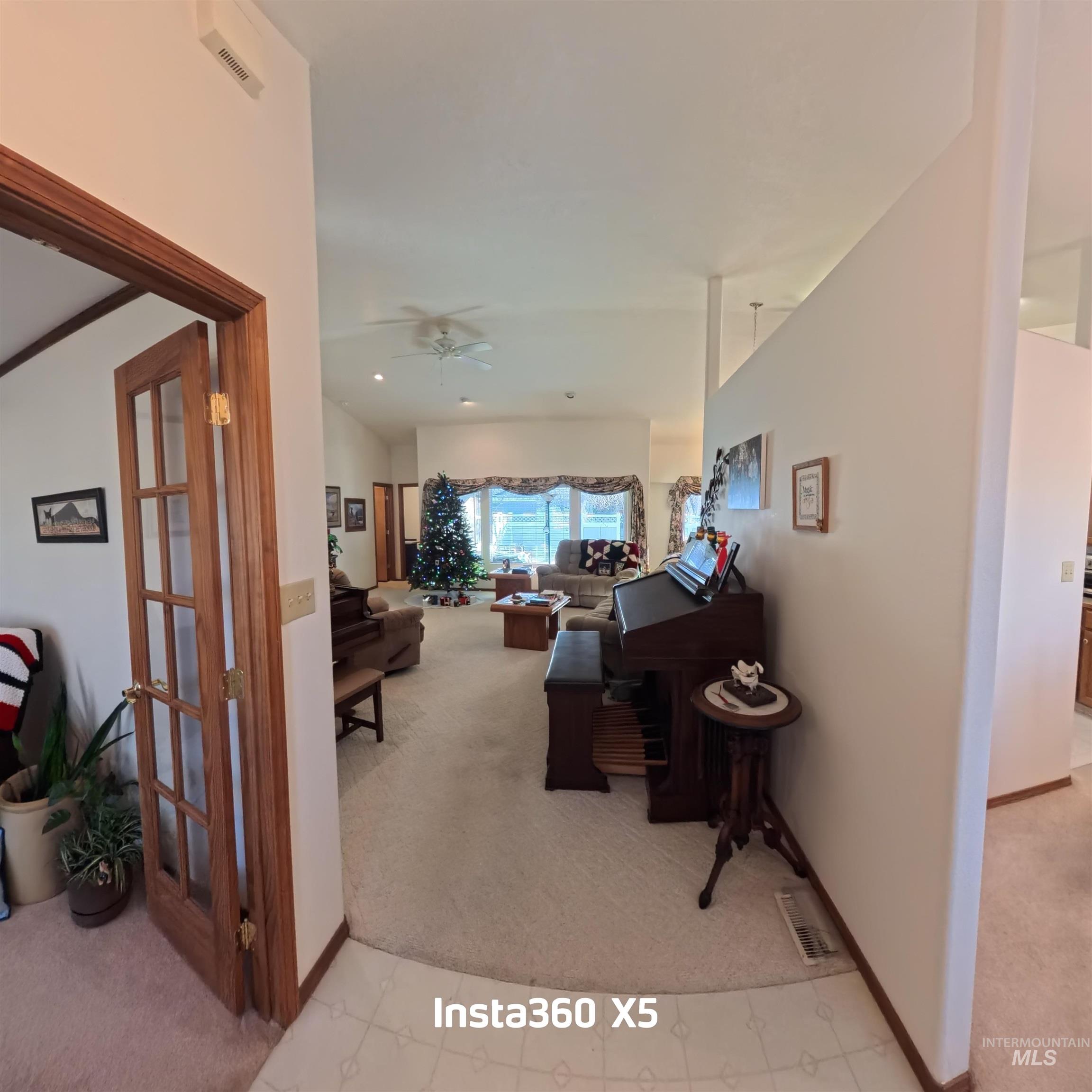 2450 Julie Lane Property Photo 15