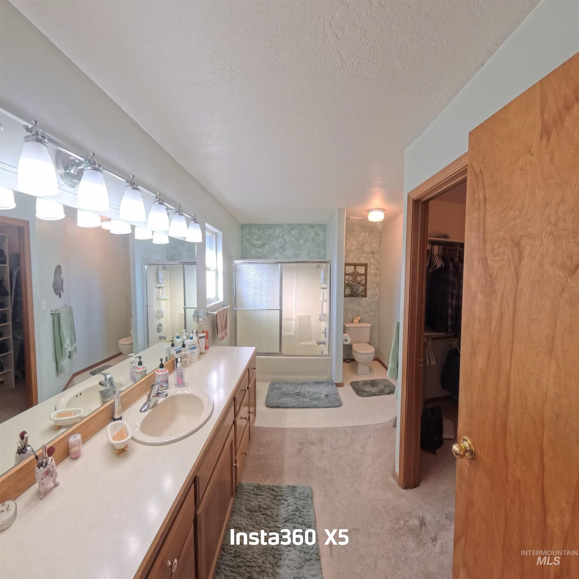 2450 Julie Lane Property Photo 25