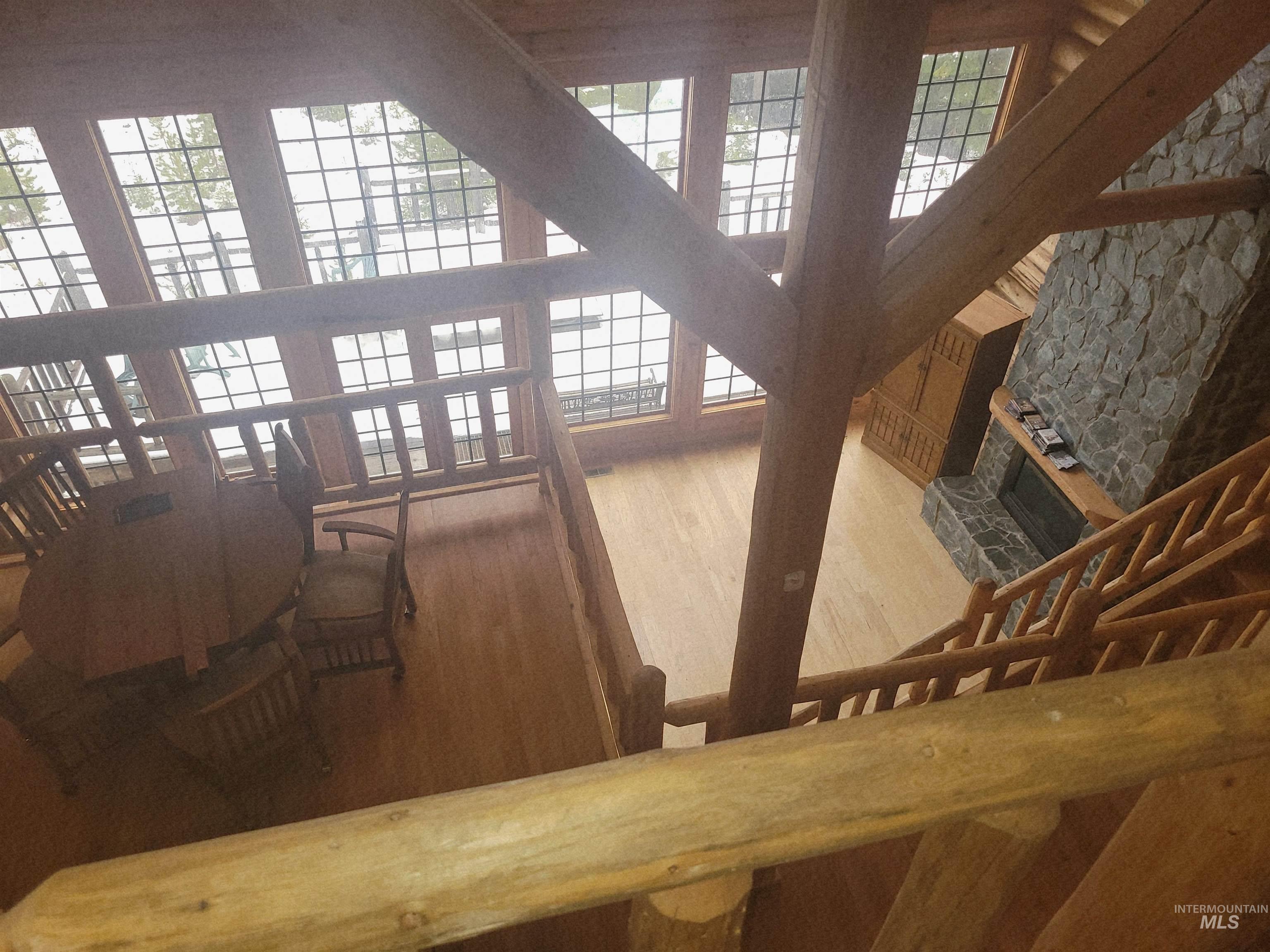 129 Copperhead Rd Property Photo 4