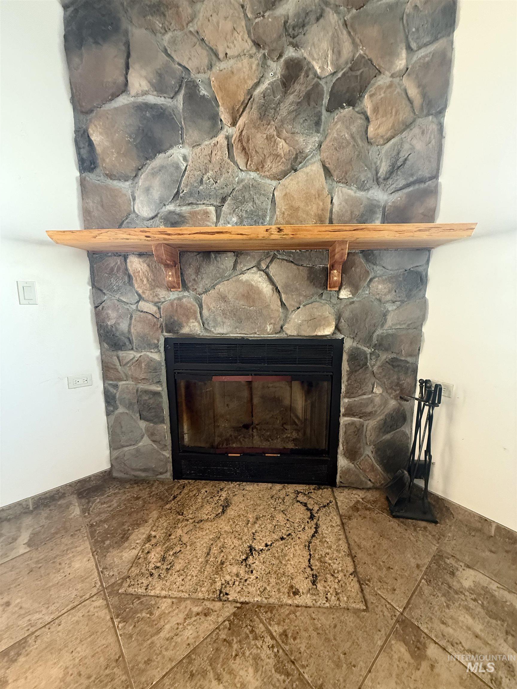 1653 Kidder Ridge Property Photo 10