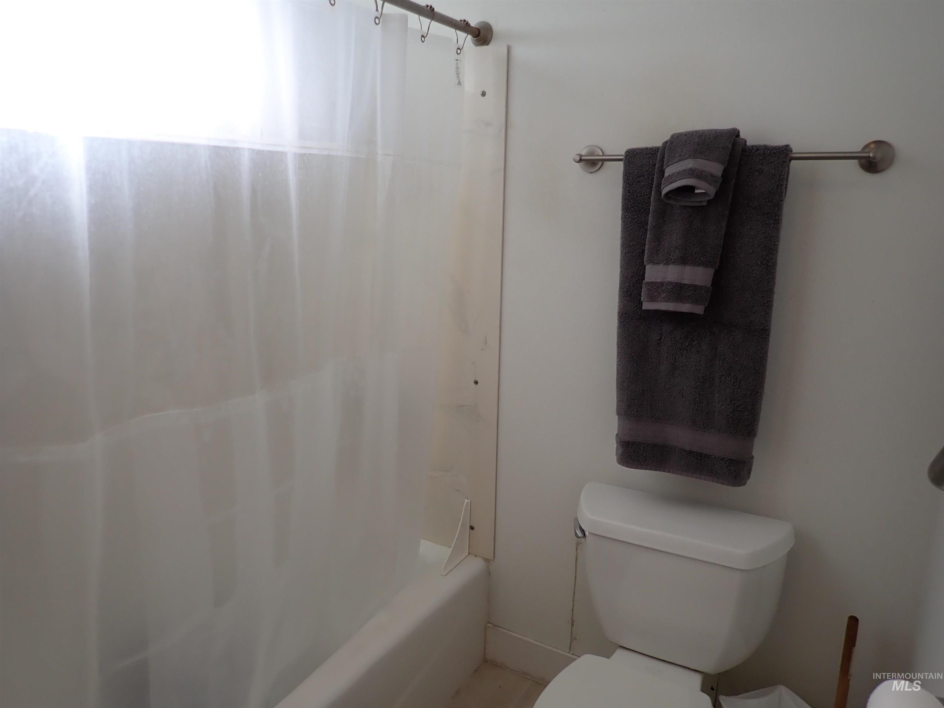 1039 15th St Property Photo 19