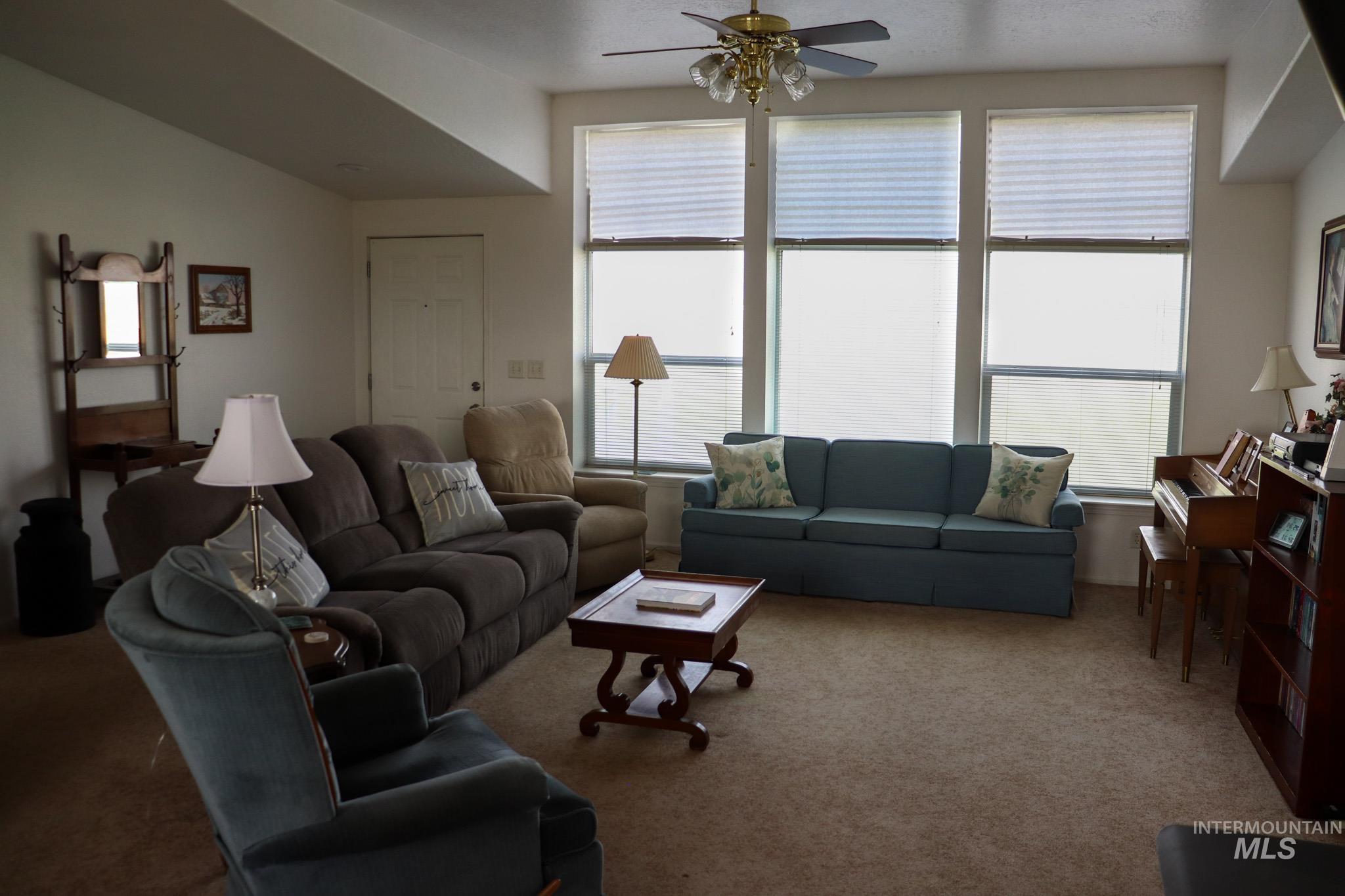2385 Airport Road Property Photo 13