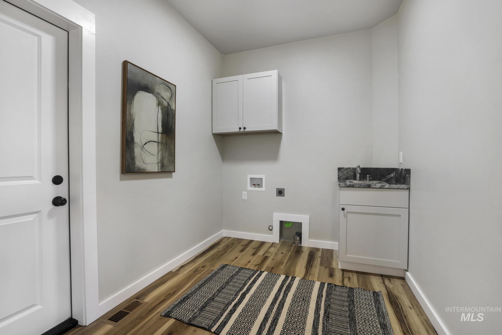 1008 Lincoln Circle Property Photo 15