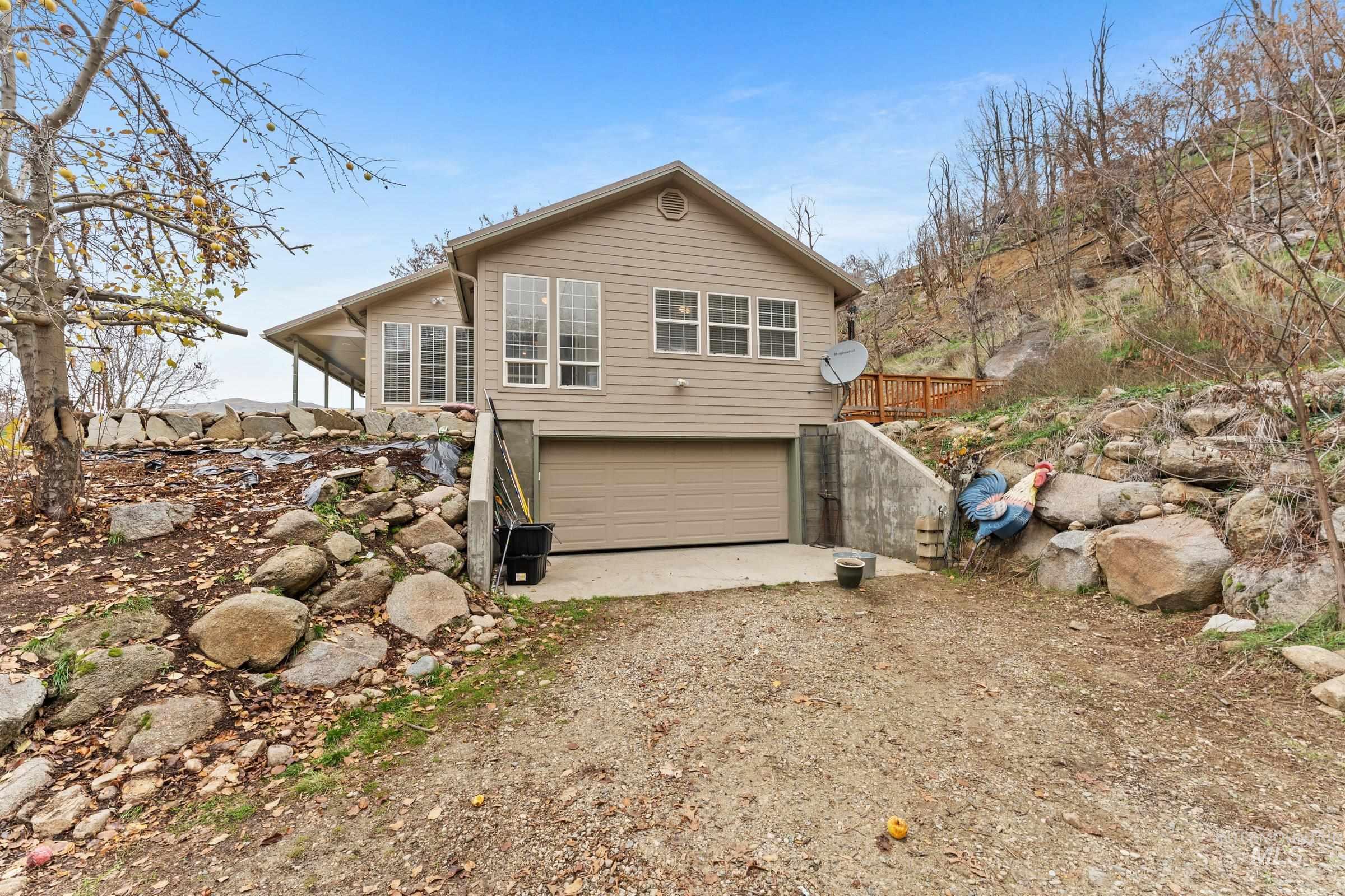 3 Branch Rd. Property Photo 1