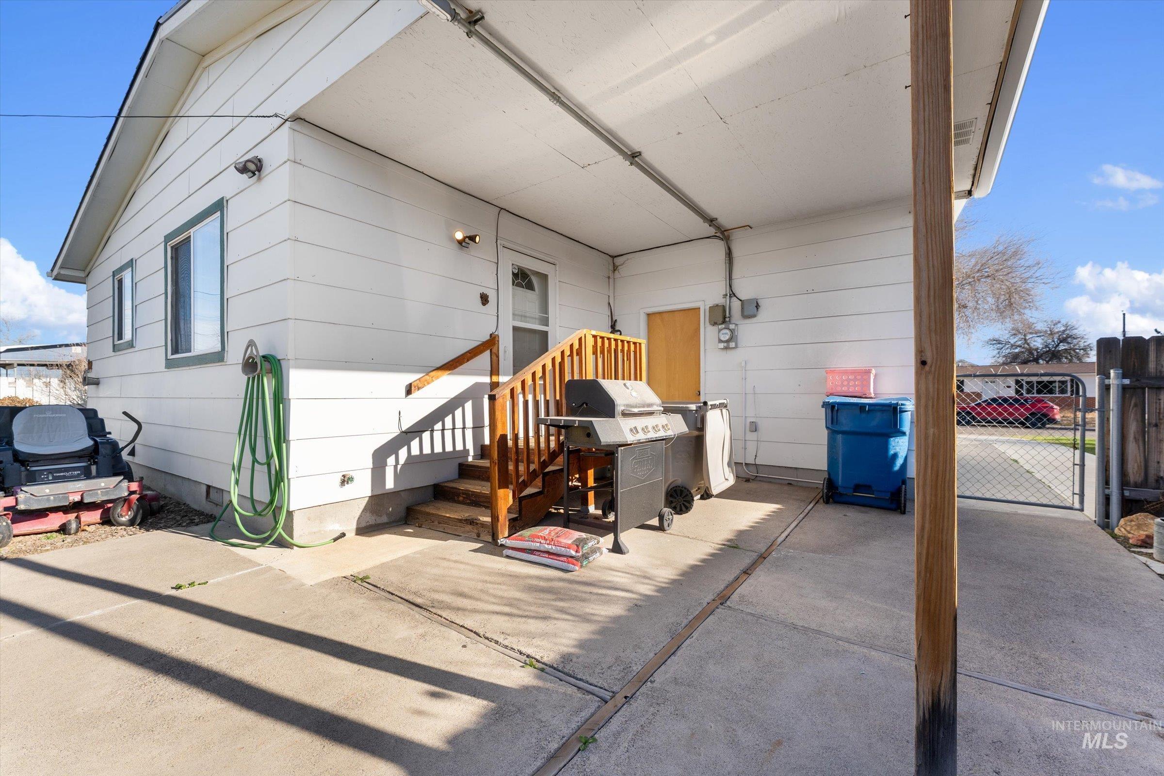 1795 N 7th East Property Photo 29