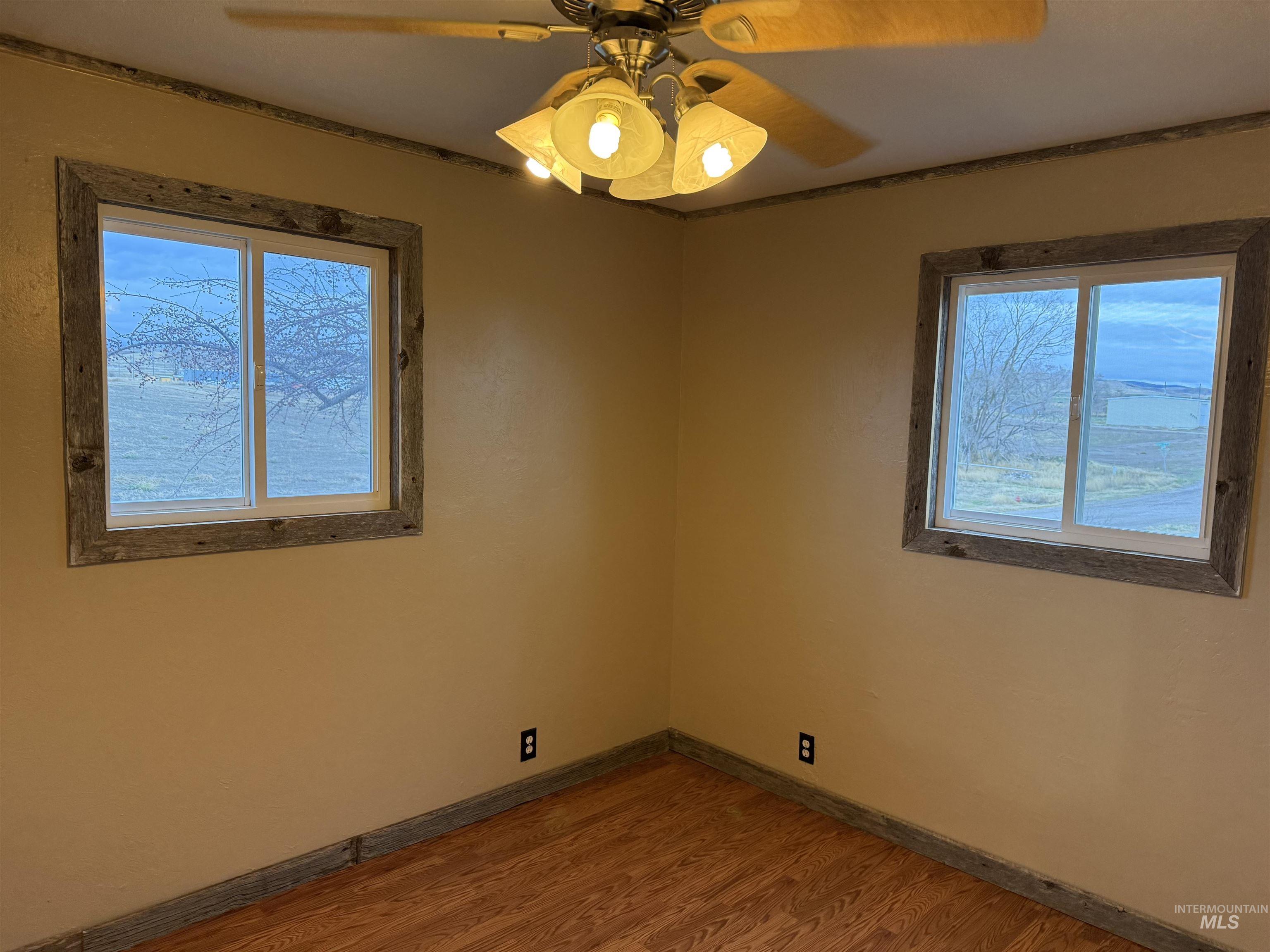 2932 S Arthur Property Photo 20