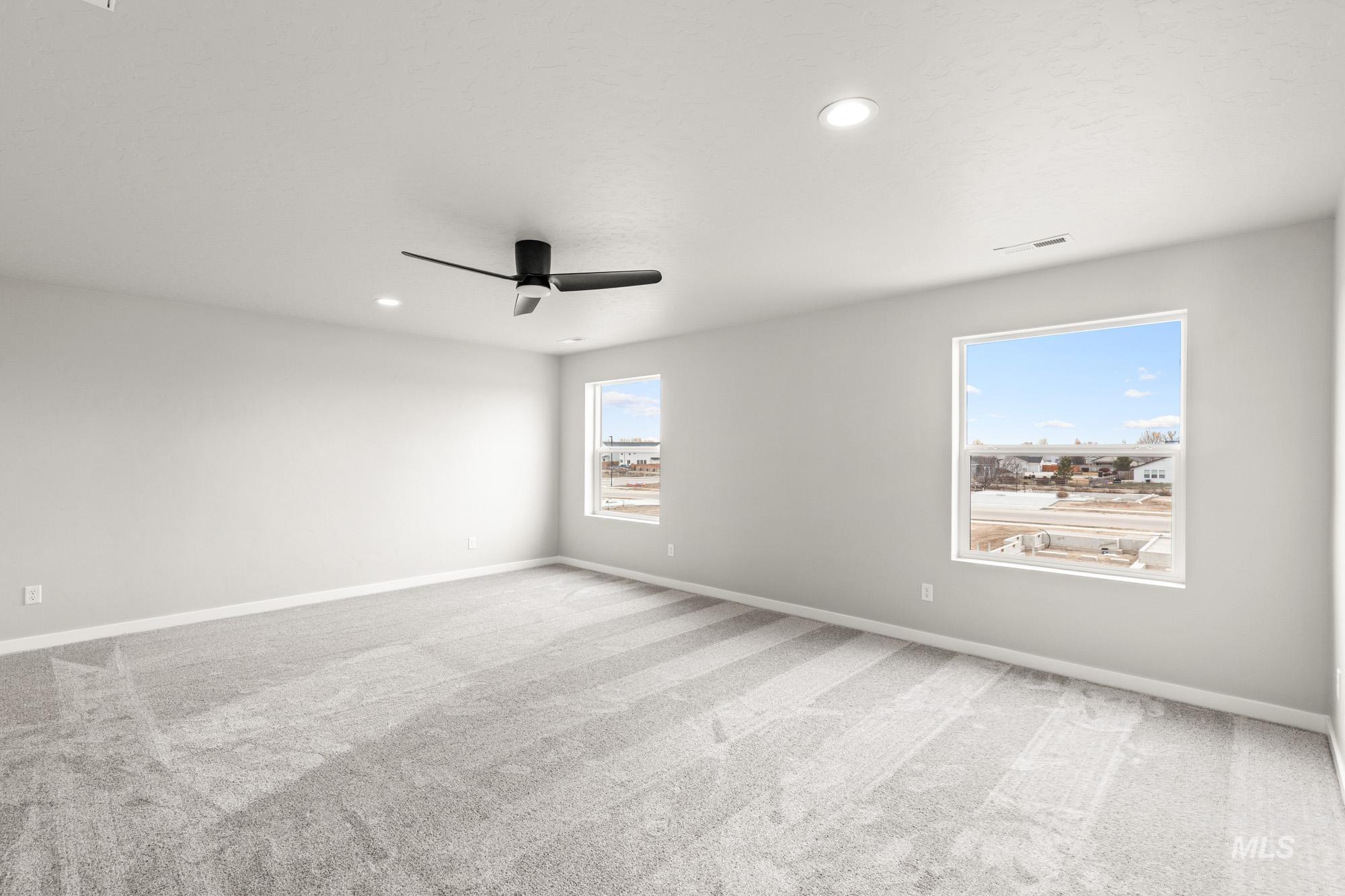 1515 Long Pond St Property Photo 18