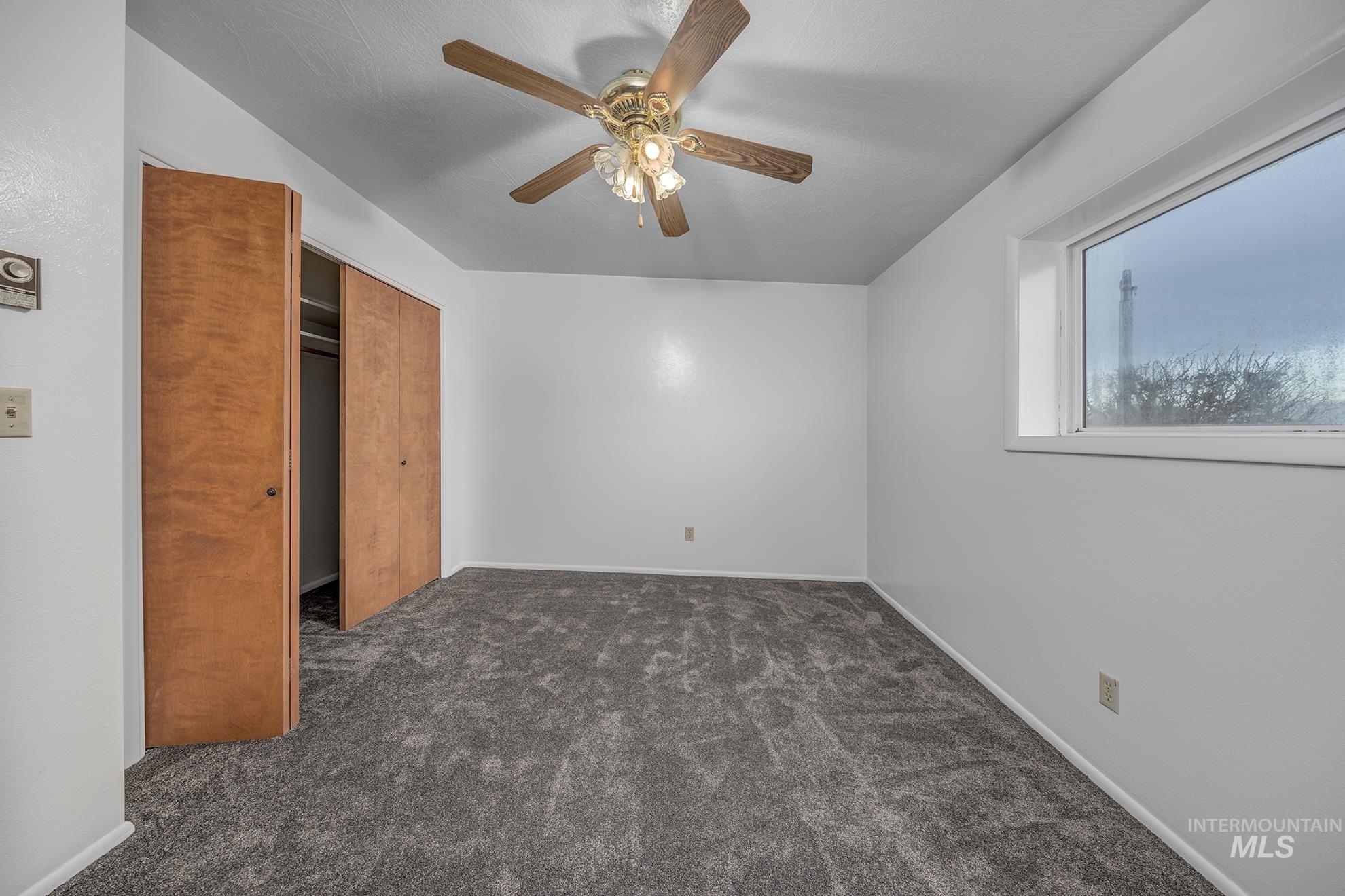 8087 N Pennsylvania Ave Property Photo 33