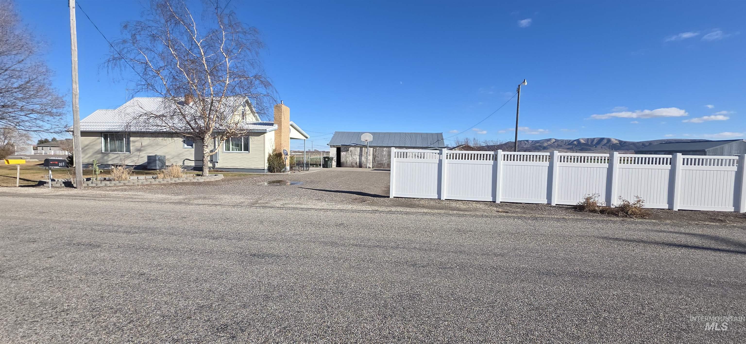 103 S 650 E Property Photo 2