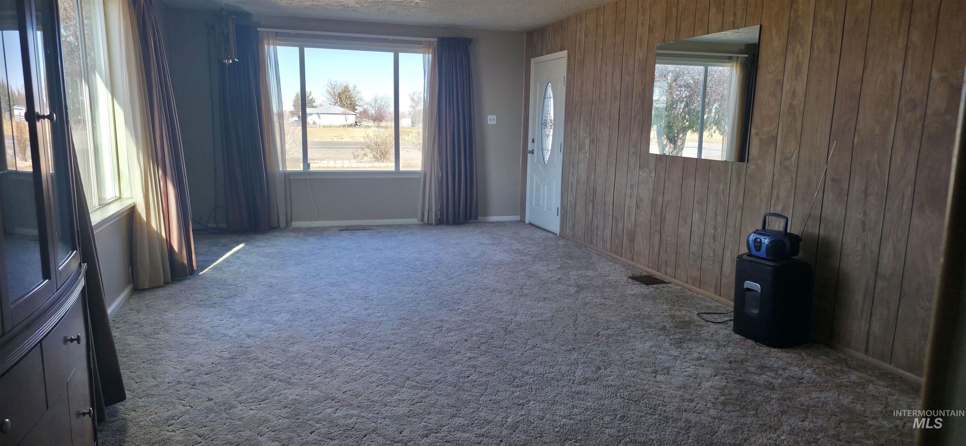 103 S 650 E Property Photo 11
