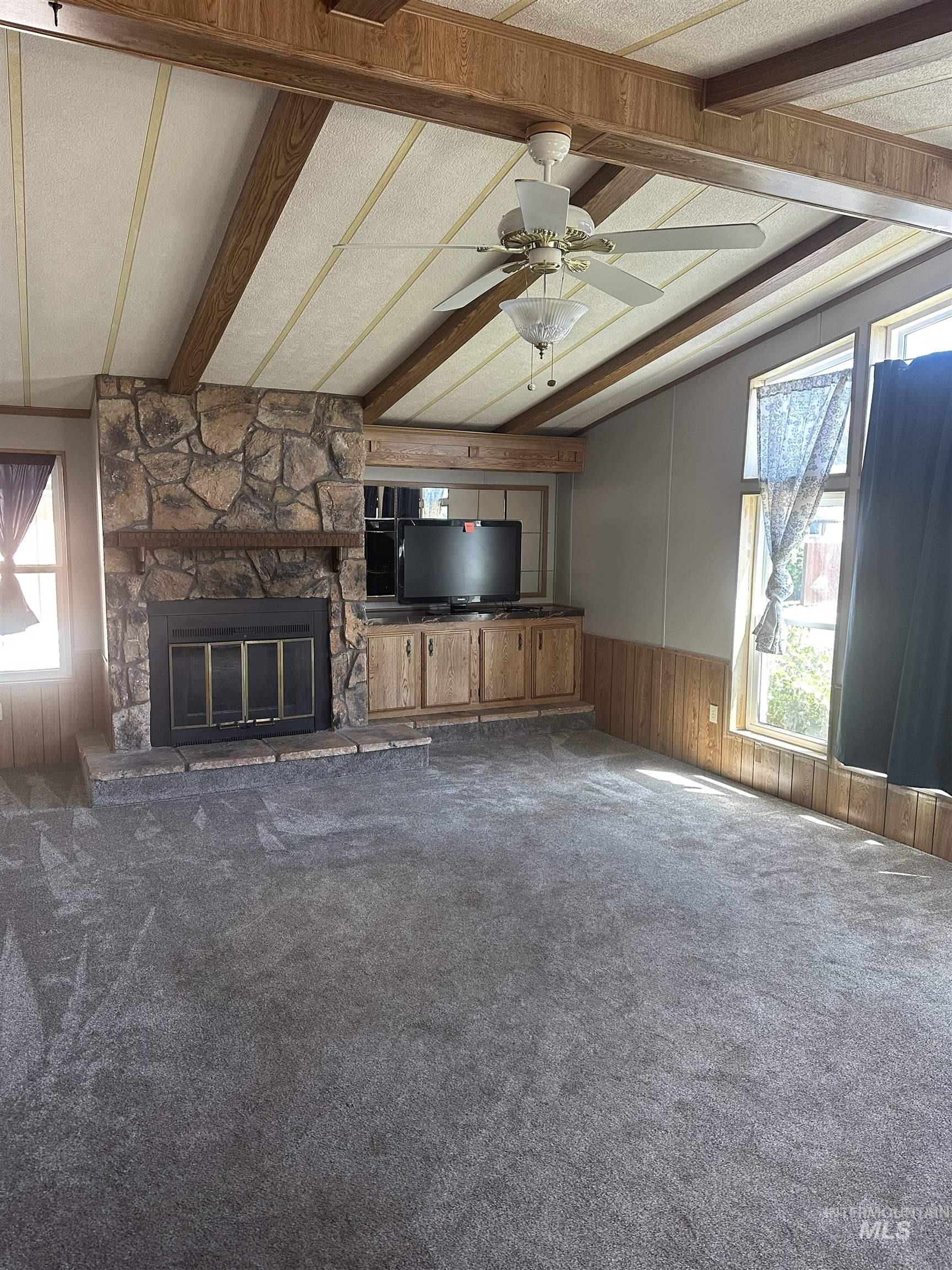 9436 W Glen Ellyn Ln Property Photo 15