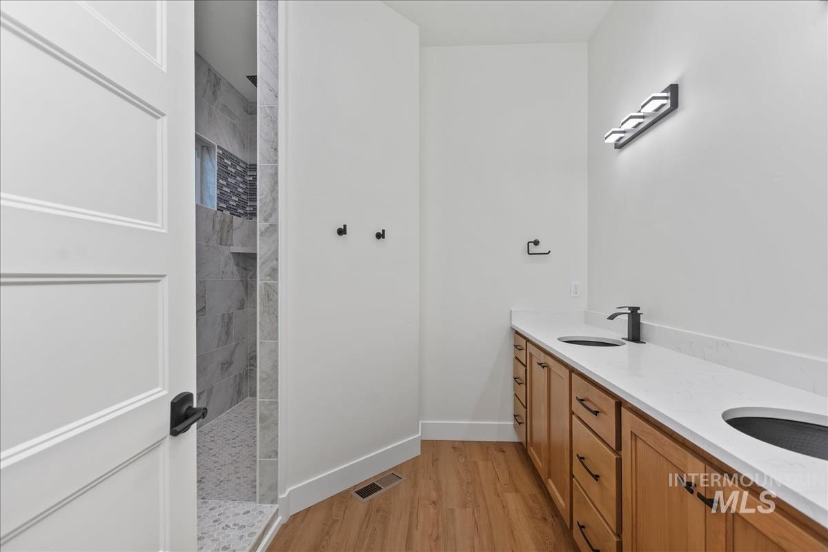 3680 Lexington Ln Property Photo 13