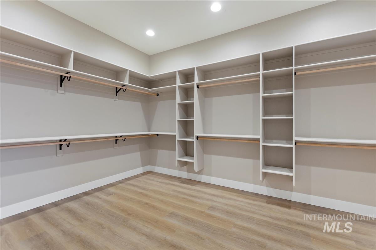 3660 Lexington Ln Property Photo 10