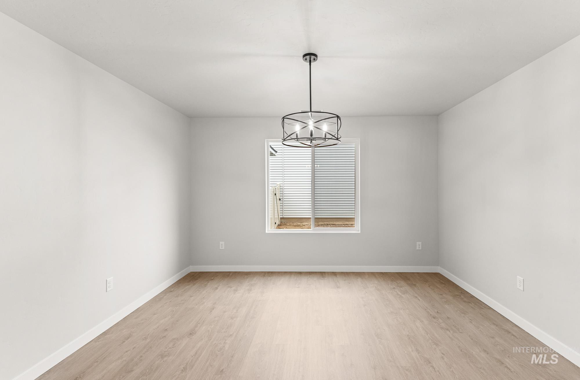 3070 S Maple Ranch Way Property Photo 12