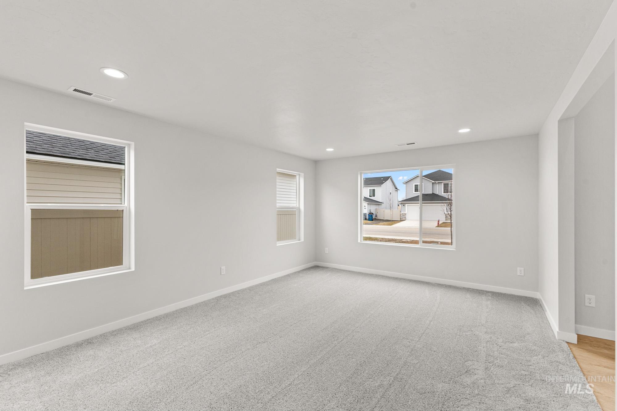 3070 S Maple Ranch Way Property Photo 14