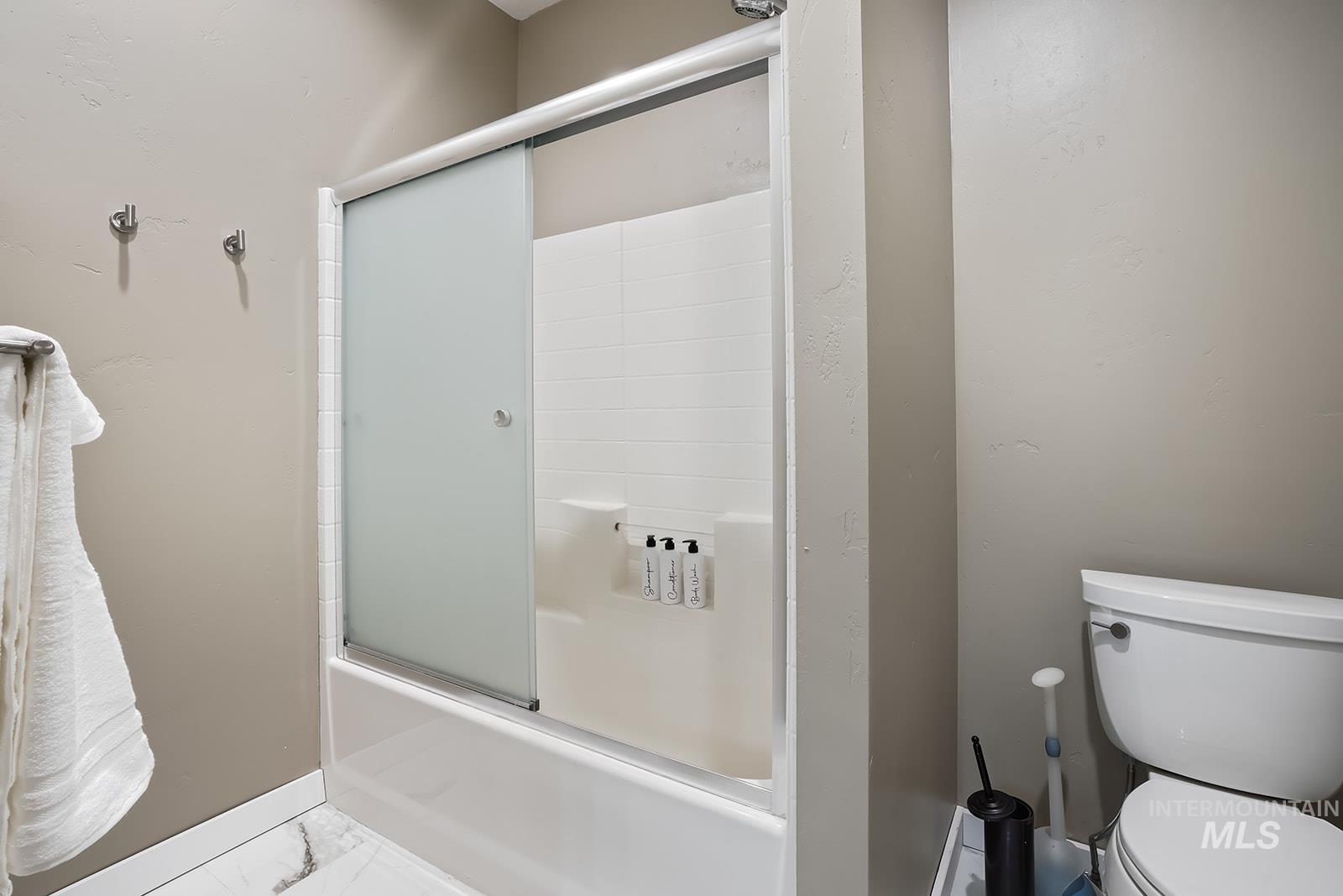 5327 N Red Hills Pl. Property Photo 41