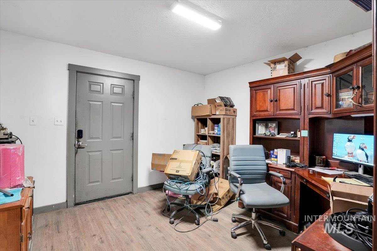 1517 W Sales Yard Road Property Photo 16