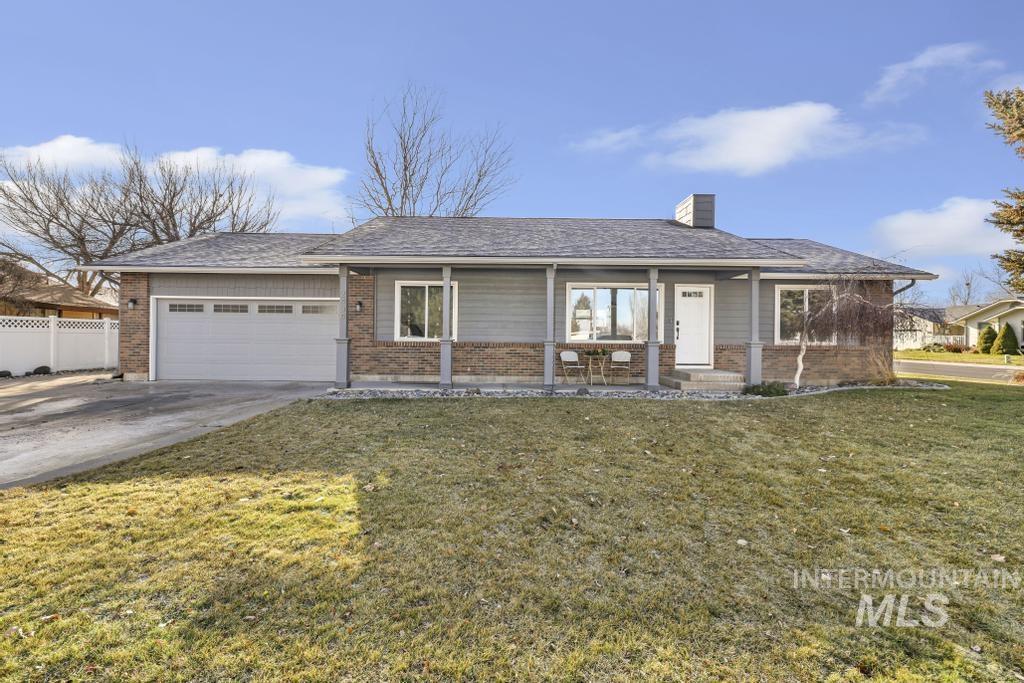 2434 9th Ave E Property Photo 1
