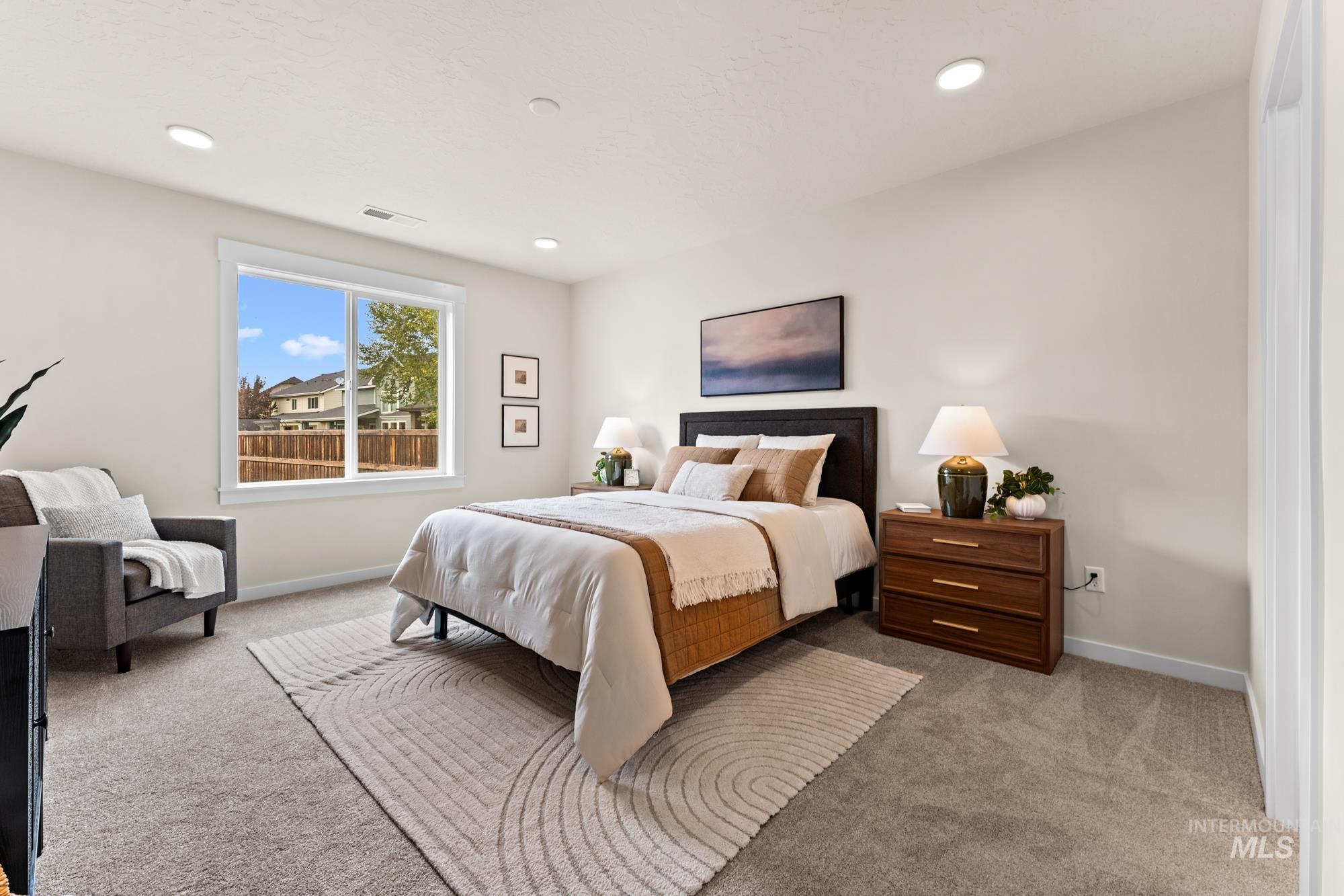 5895 N Garbo Avenue Property Photo 7