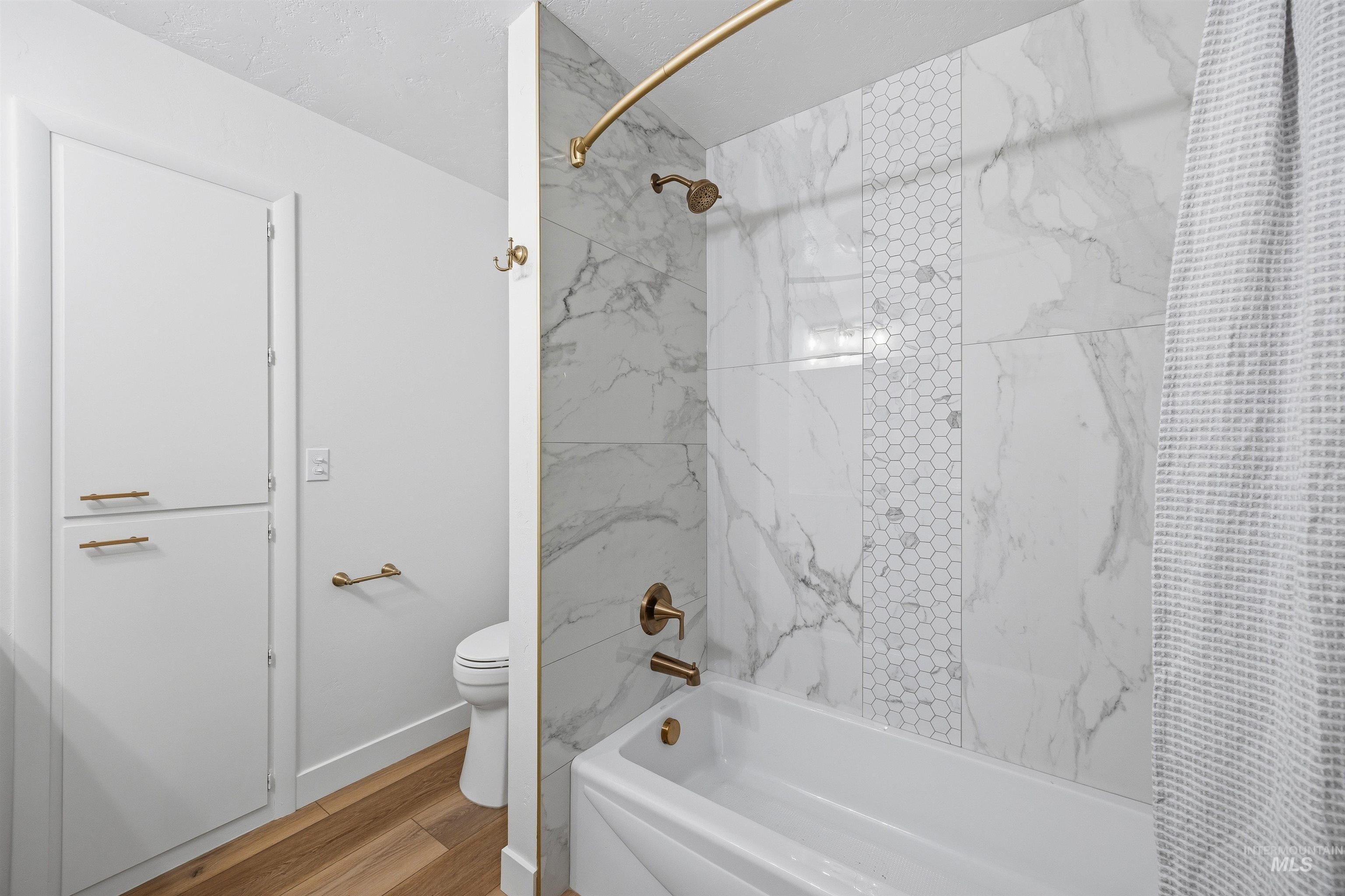 2626 W Lemp St Property Photo 23