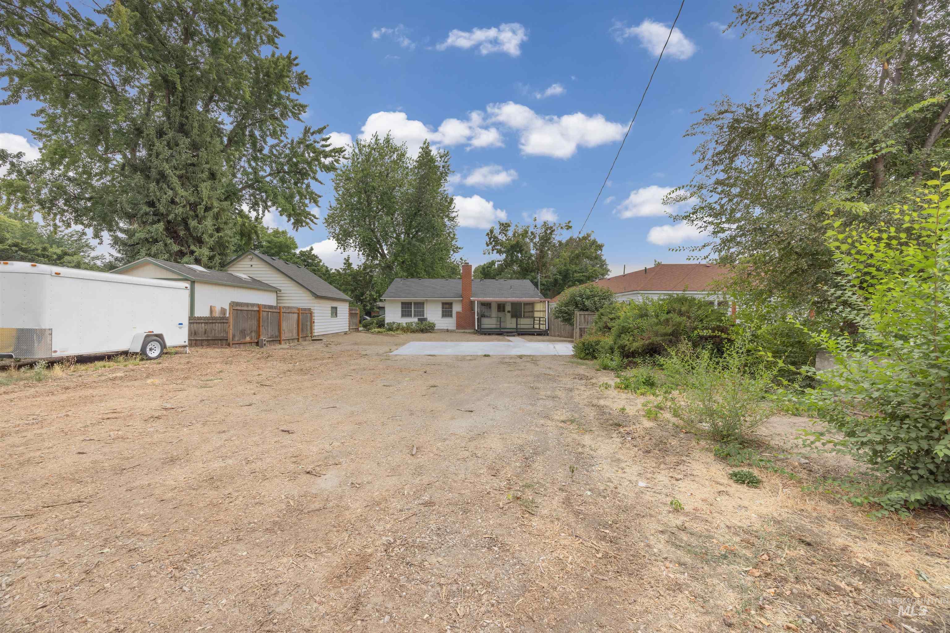 2626 W Lemp St Property Photo 34