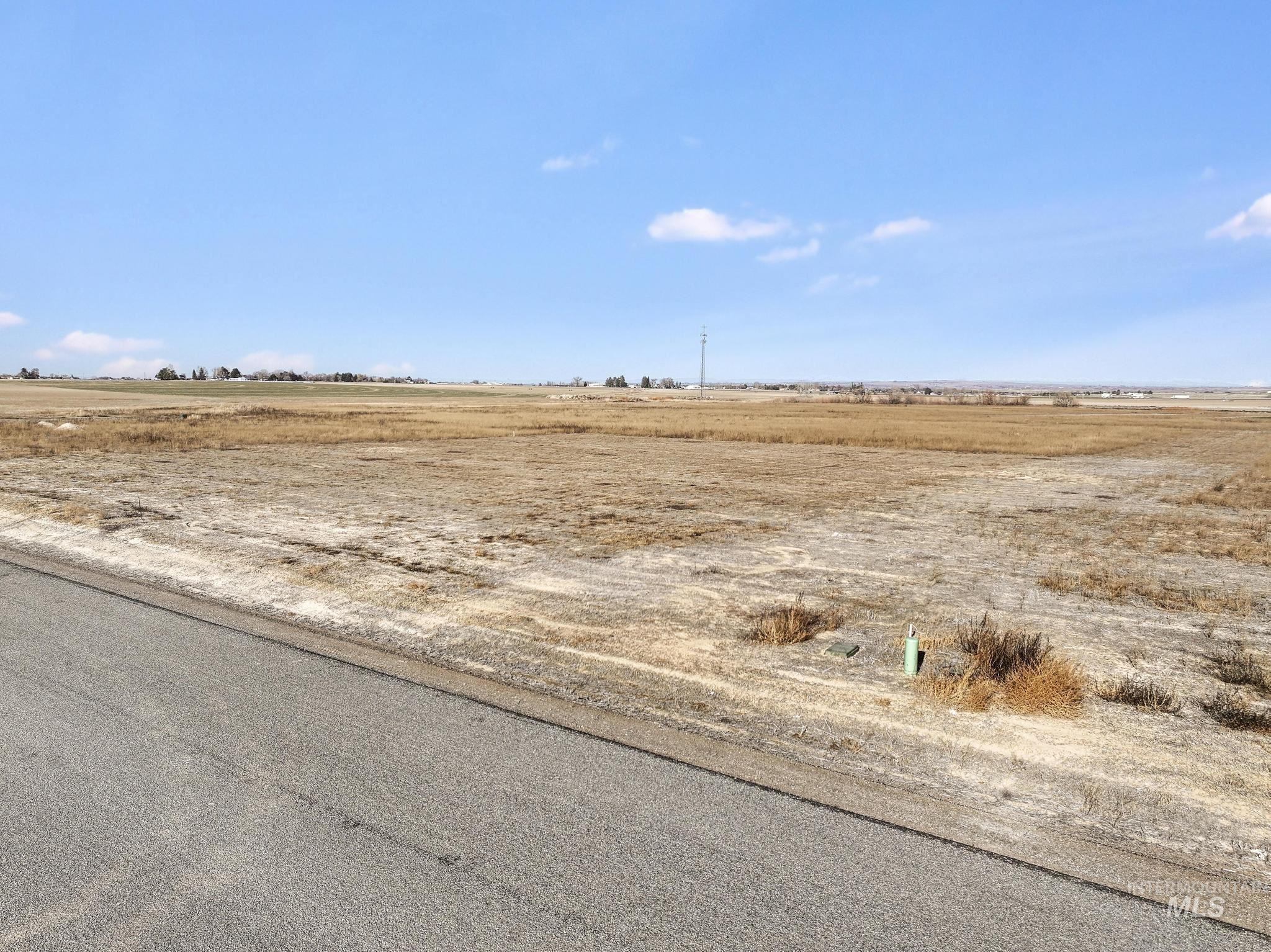 3676 E 3711 N Property Photo 28