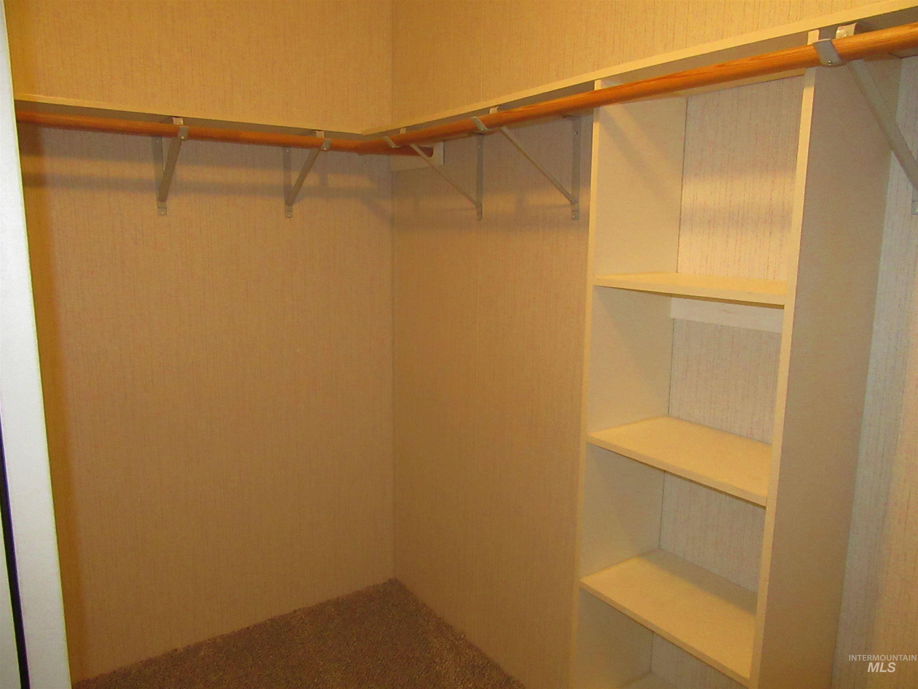 910 Moon Glo Ave Property Photo 25