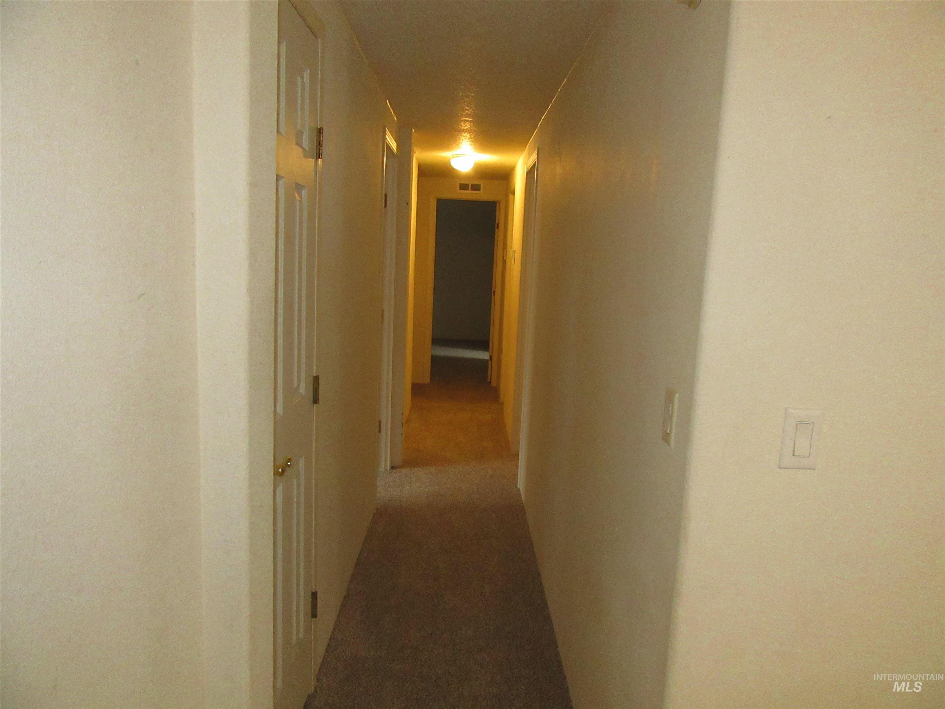 910 Moon Glo Ave Property Photo 29