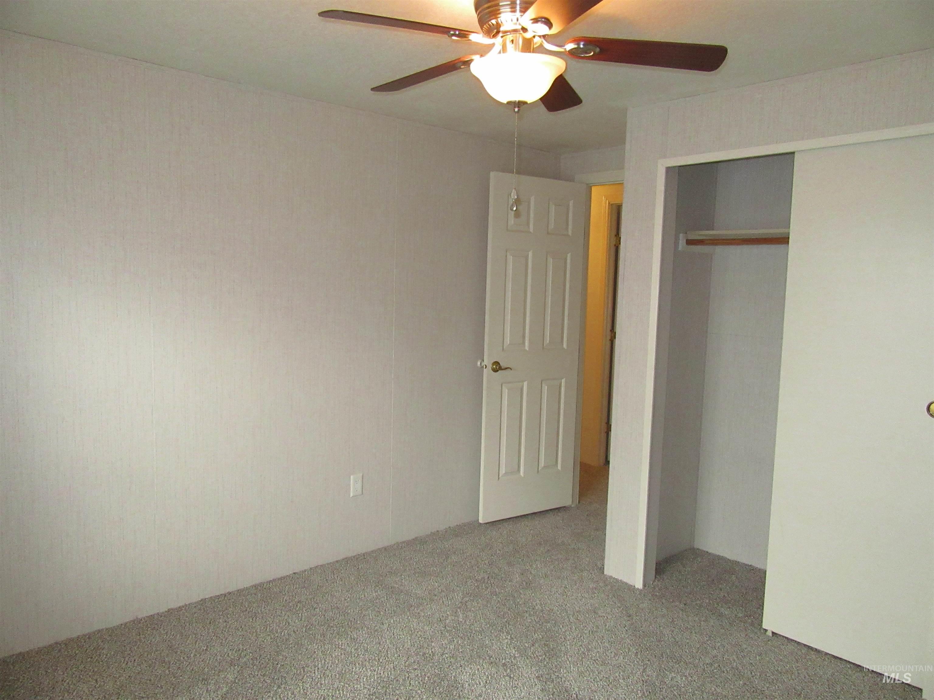 910 Moon Glo Ave Property Photo 34