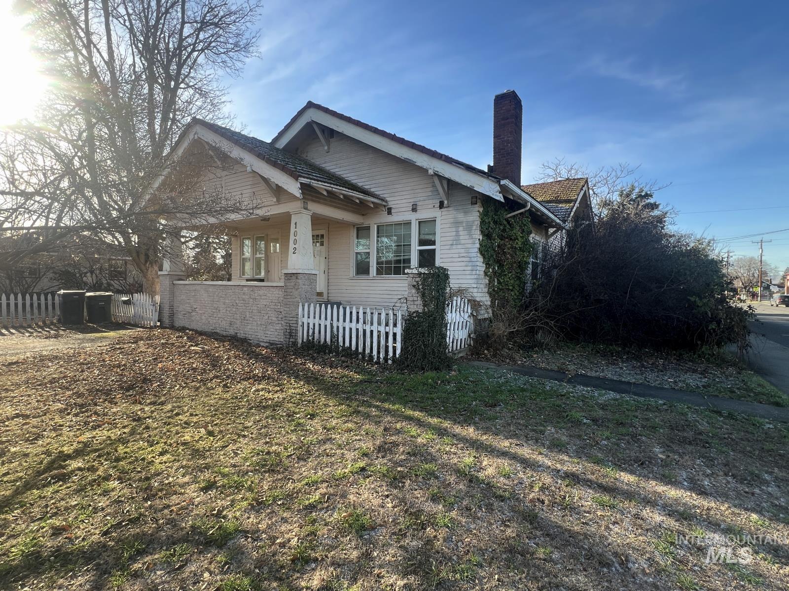 1002 9th Street Property Photo 1