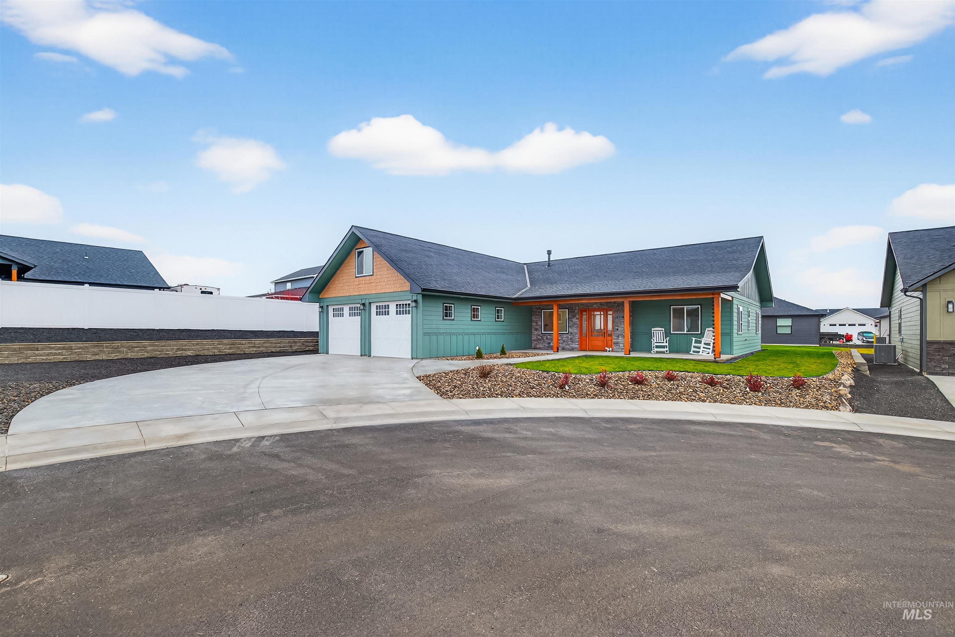 1719 Pathway Court Property Photo 3