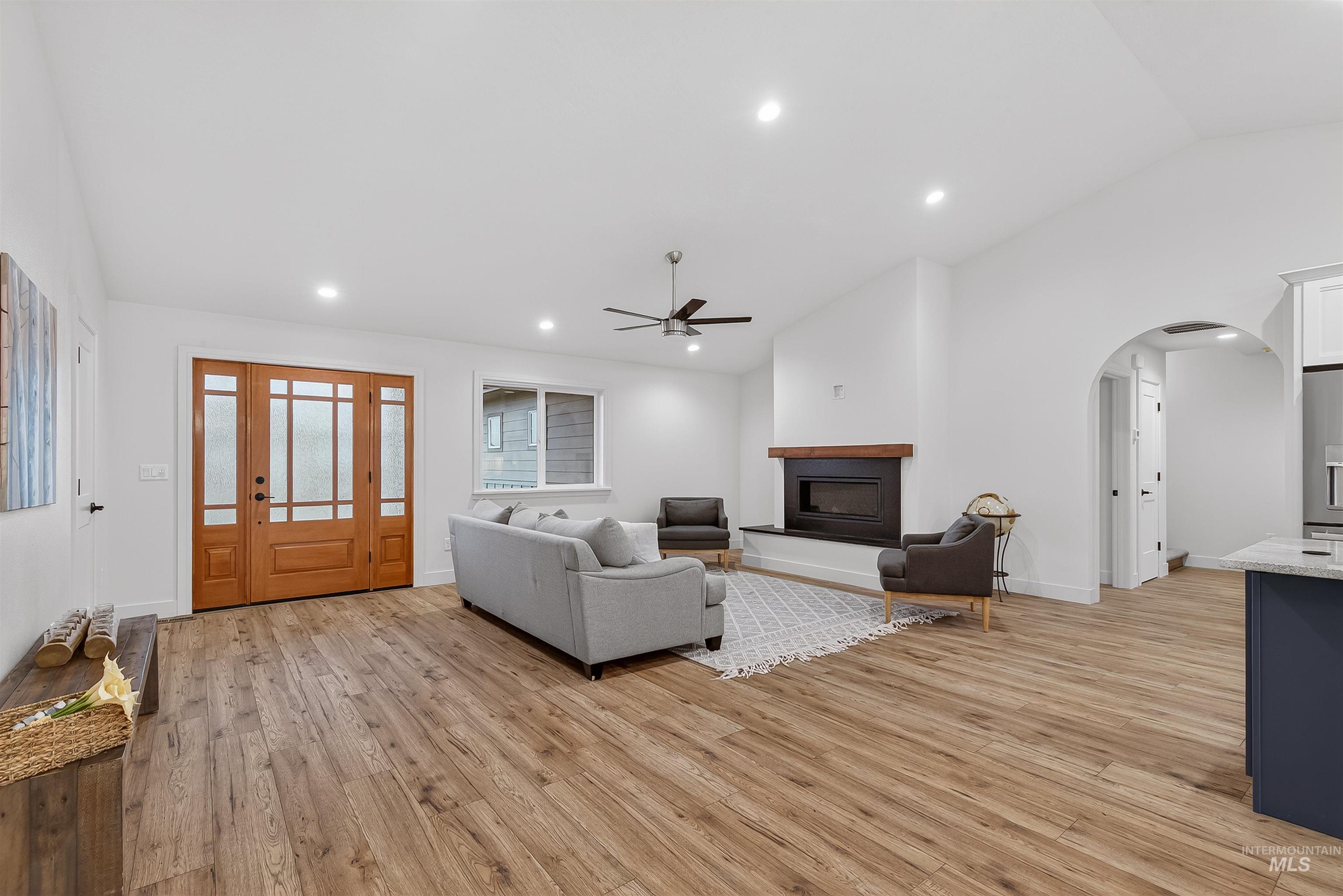 1719 Pathway Court Property Photo 12