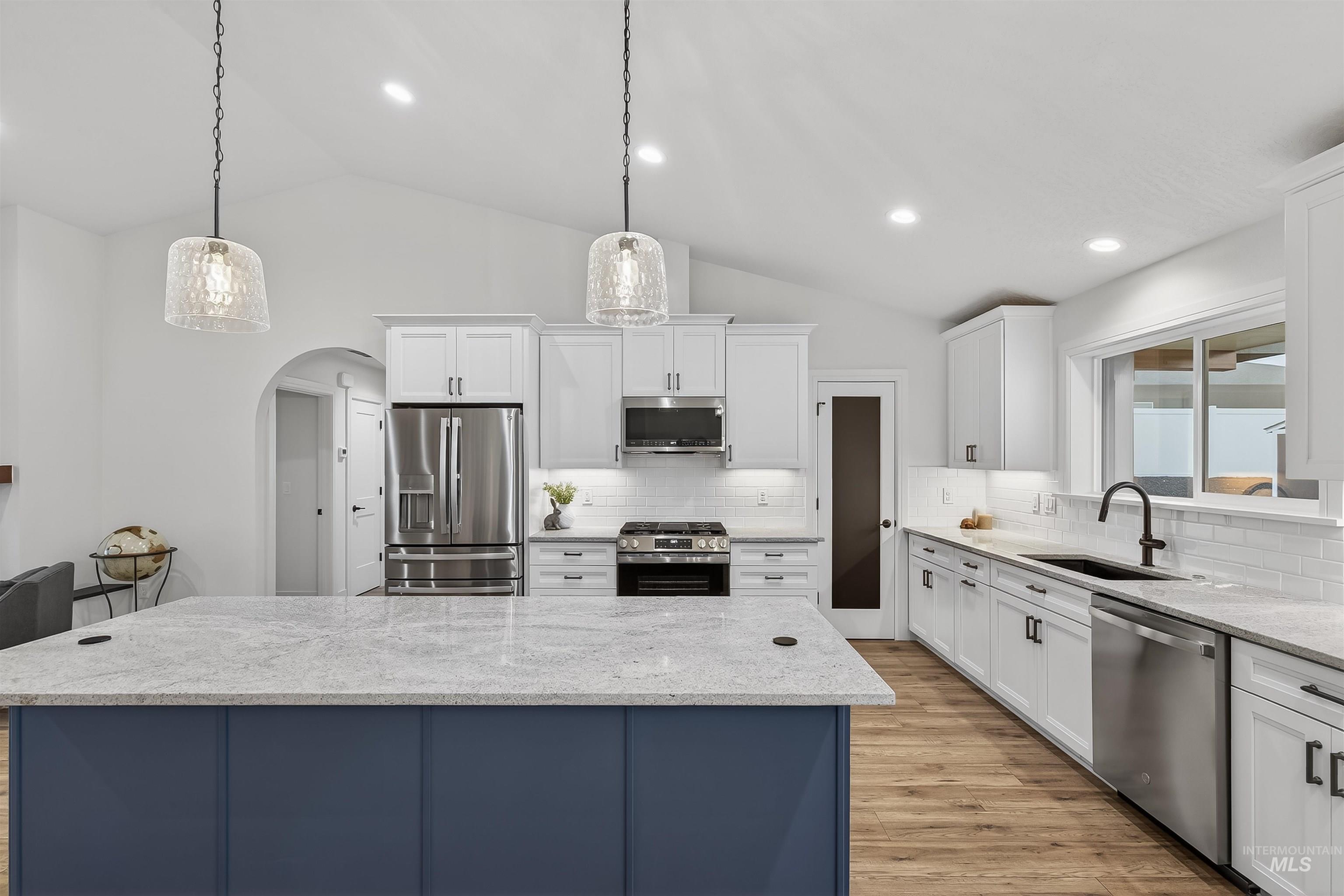 1719 Pathway Court Property Photo 18