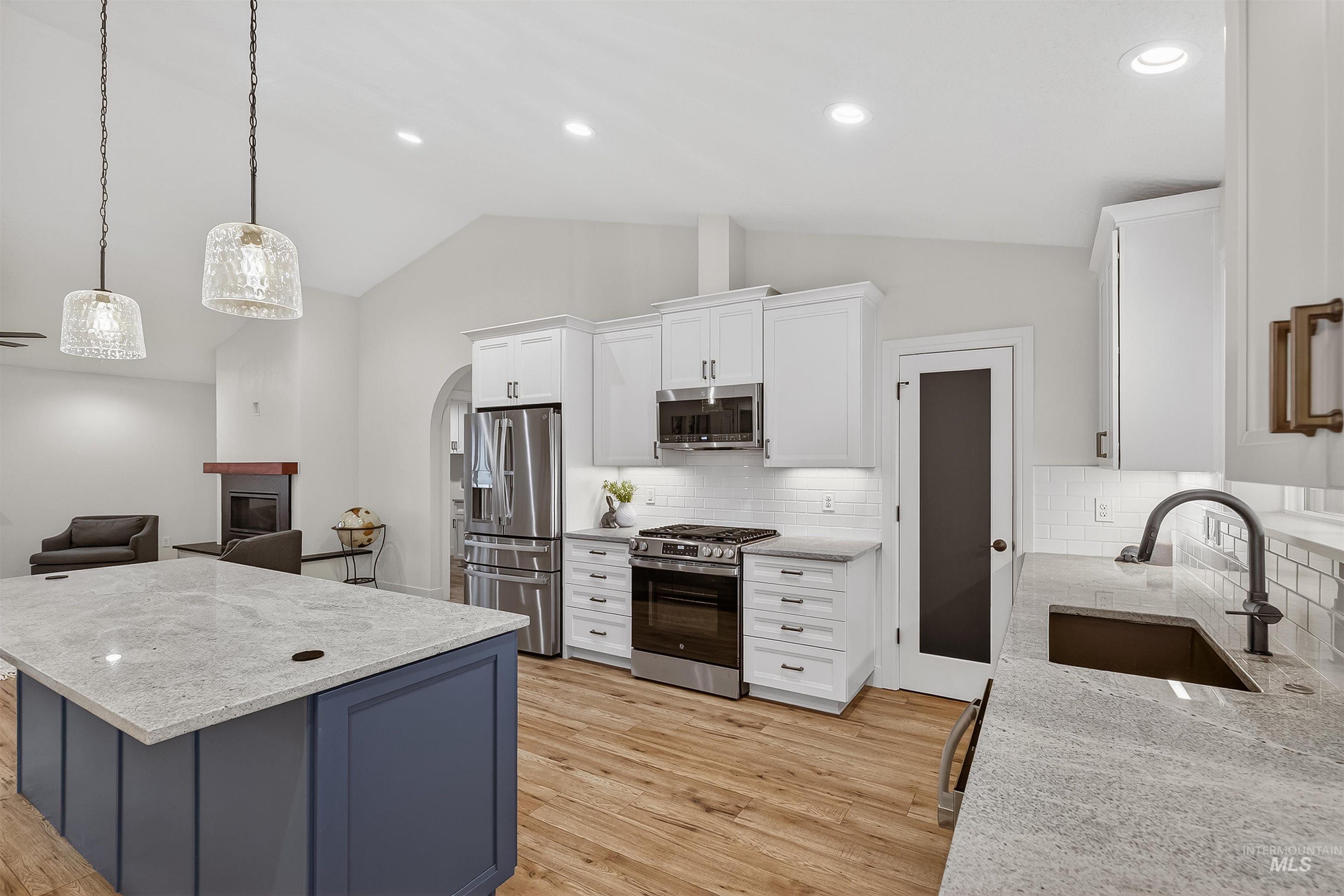 1719 Pathway Court Property Photo 24