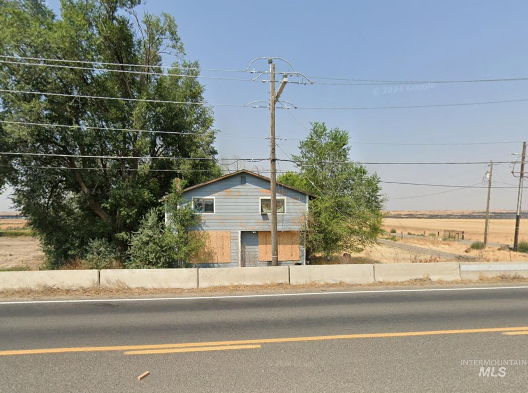 1995 Pole Line E Property Photo 3