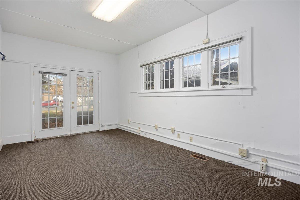 708 Shoshone St Property Photo 14