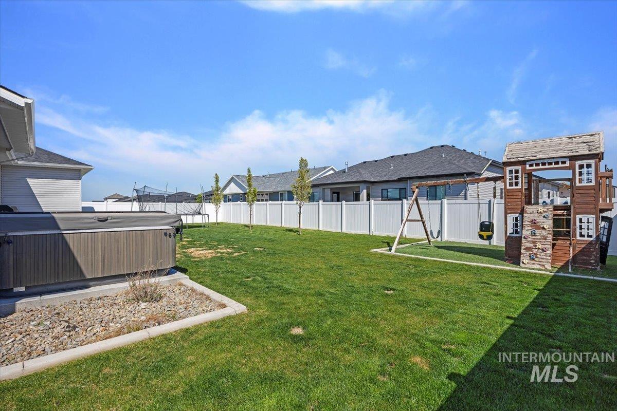 942 Paintbrush Property Photo 39