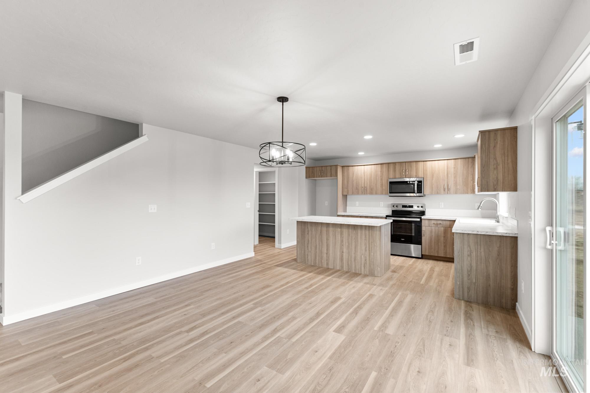 3030 S Maple Ranch Way Property Photo 6