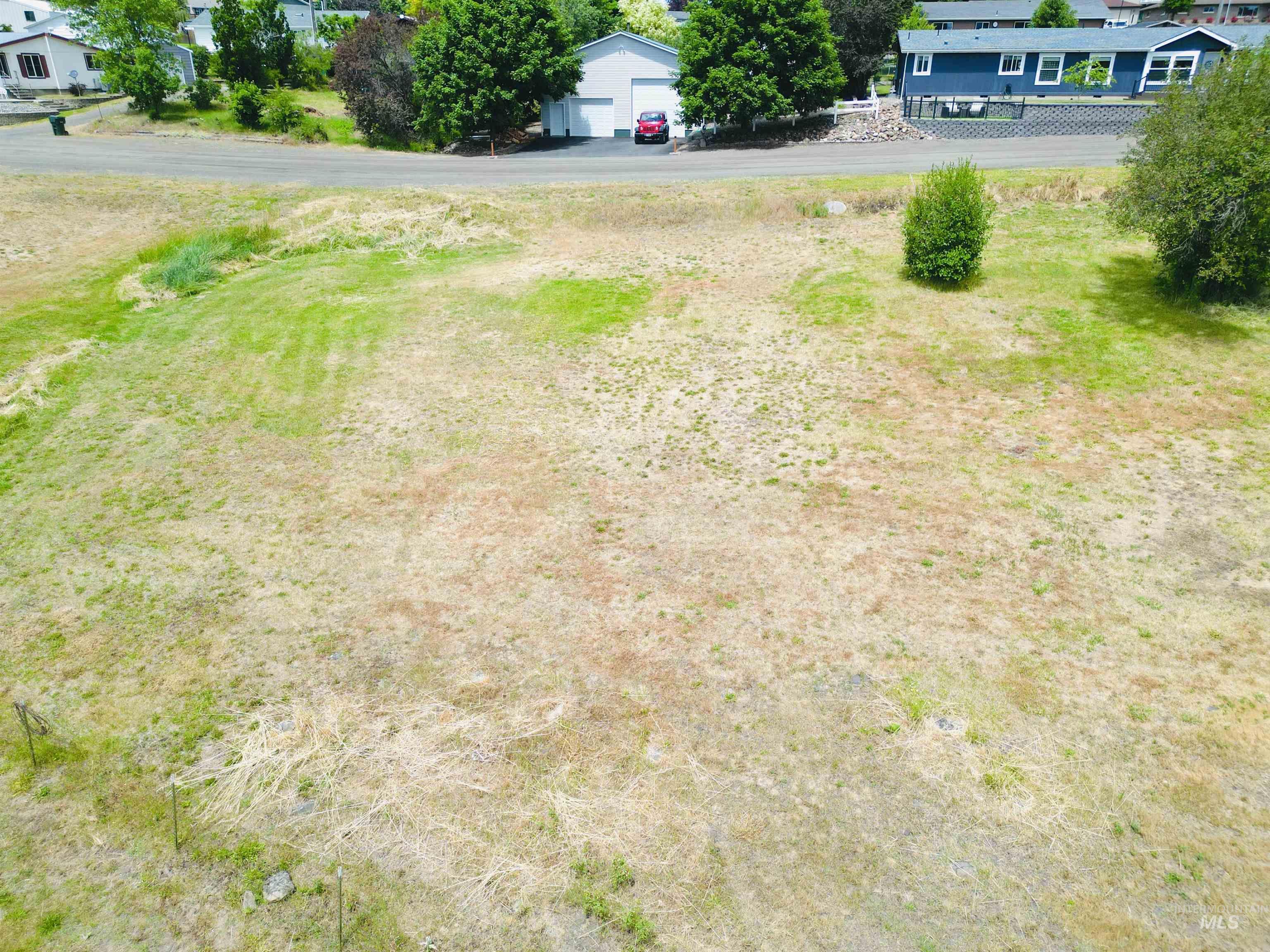 807 & 809 Trestle Drive Property Photo 17